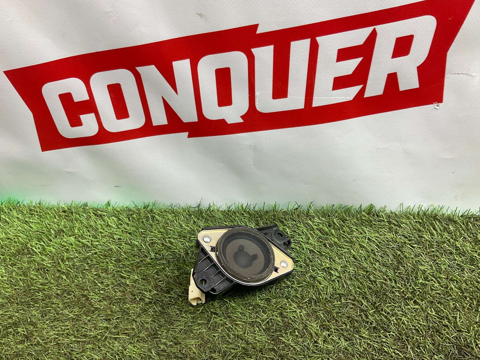 Динамик передней панели Toyota Land Cruiser 200 рестайлинг 2 (2015—2023) 2017, 3000 рублей, Москва