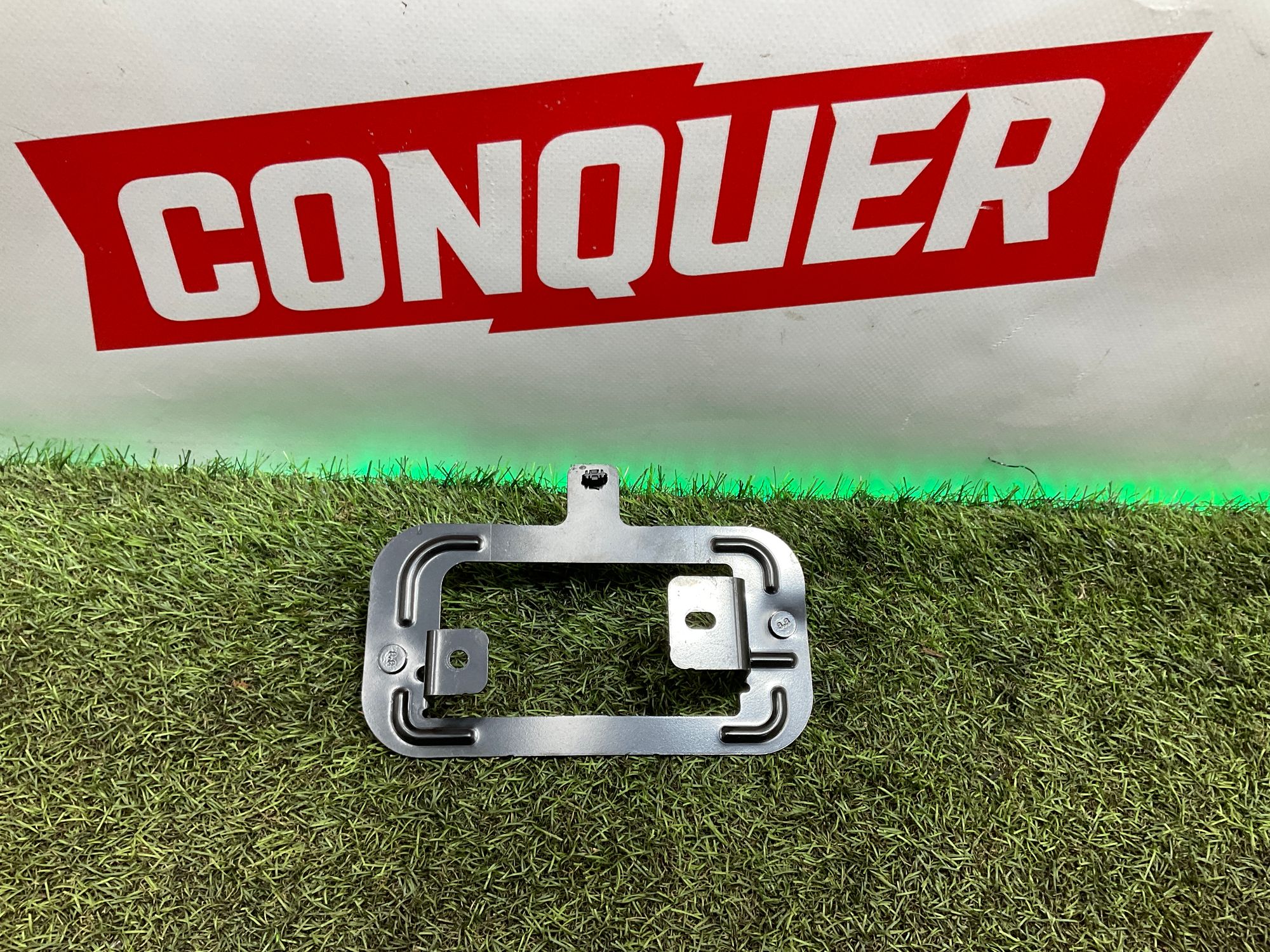 Крепление блока преобразователя заднее Land Rover Defender II 2022, 2000 рублей, Москва