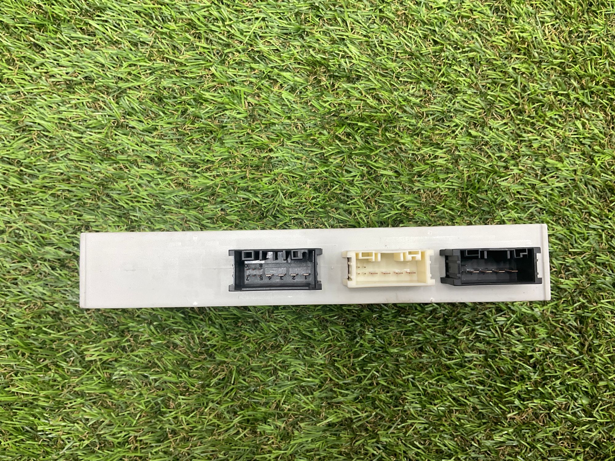https://ycs.partsauto.market/partsauto-images/thmbs/userImages/h353NjtZg3VDP19b5HMt7LlpbQ93/part/a8bf0ef2-5f08-454d-af4d-3c84d3efeb73_1747907285187.jpg