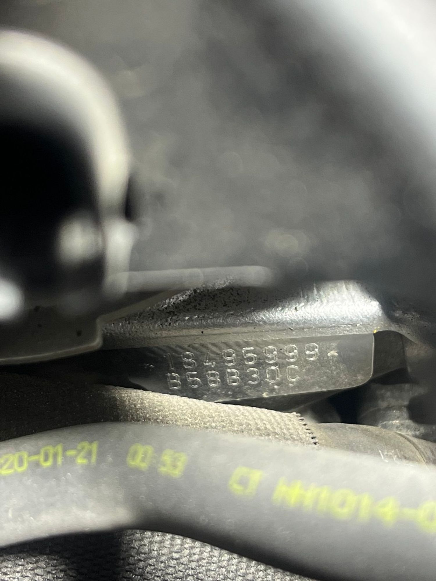 https://ycs.partsauto.market/partsauto-images/thmbs/userImages/h353NjtZg3VDP19b5HMt7LlpbQ93/part/a8dbd62f-4ce0-4843-895b-29c3a04feb3f_1733404307494.jpg