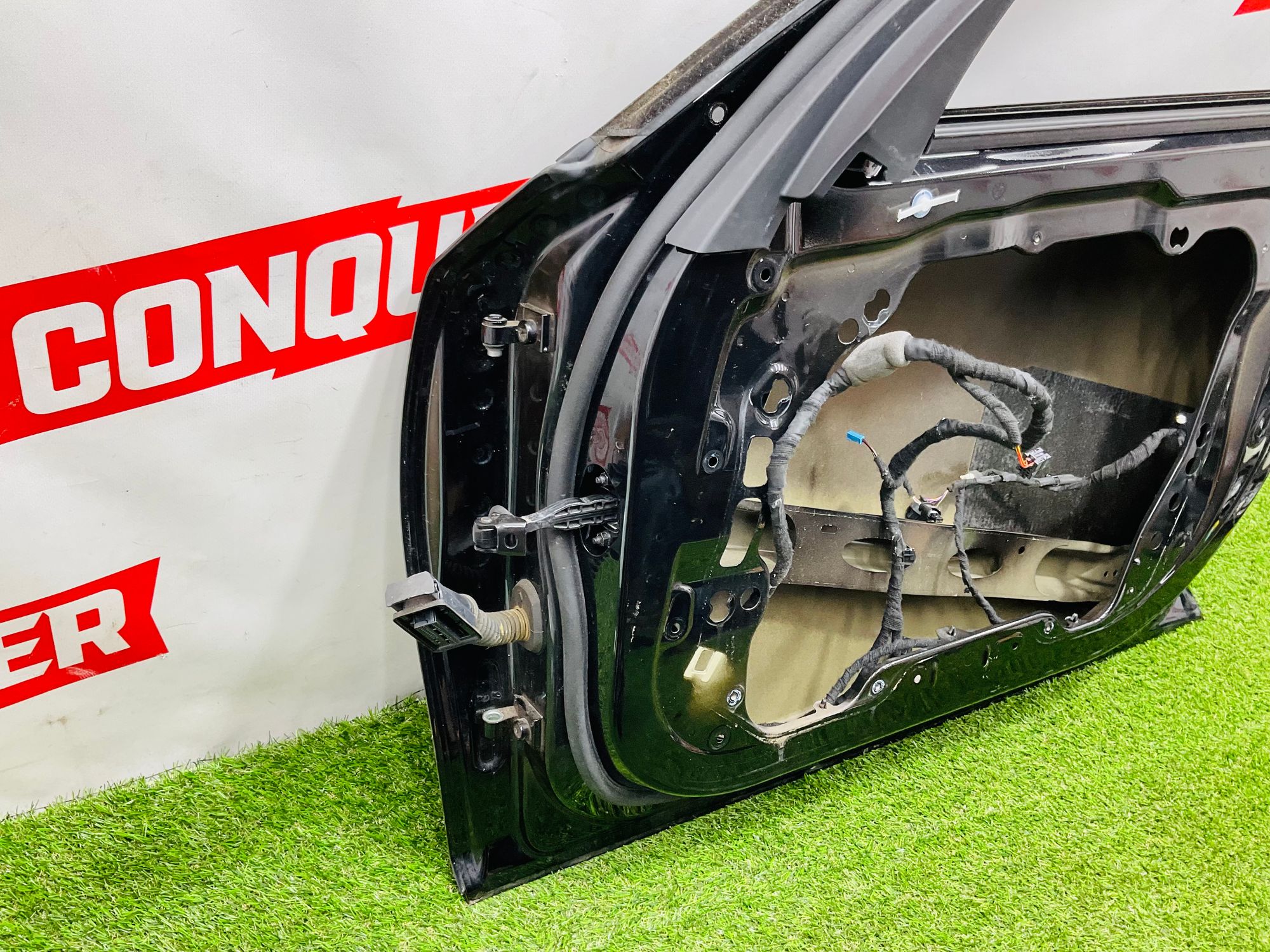 https://ycs.partsauto.market/partsauto-images/thmbs/userImages/h353NjtZg3VDP19b5HMt7LlpbQ93/part/a8ec403c-7b20-4812-b815-abb97f73a16a_1781339457539.jpg