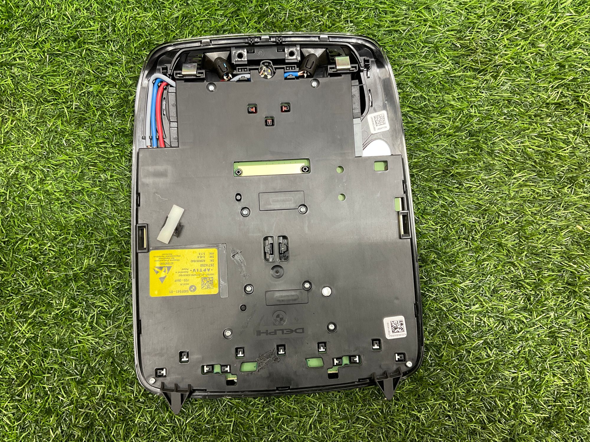 https://ycs.partsauto.market/partsauto-images/thmbs/userImages/h353NjtZg3VDP19b5HMt7LlpbQ93/part/a90161ff-eddb-40c5-9793-8776f1dc168f_1737617959356.jpg