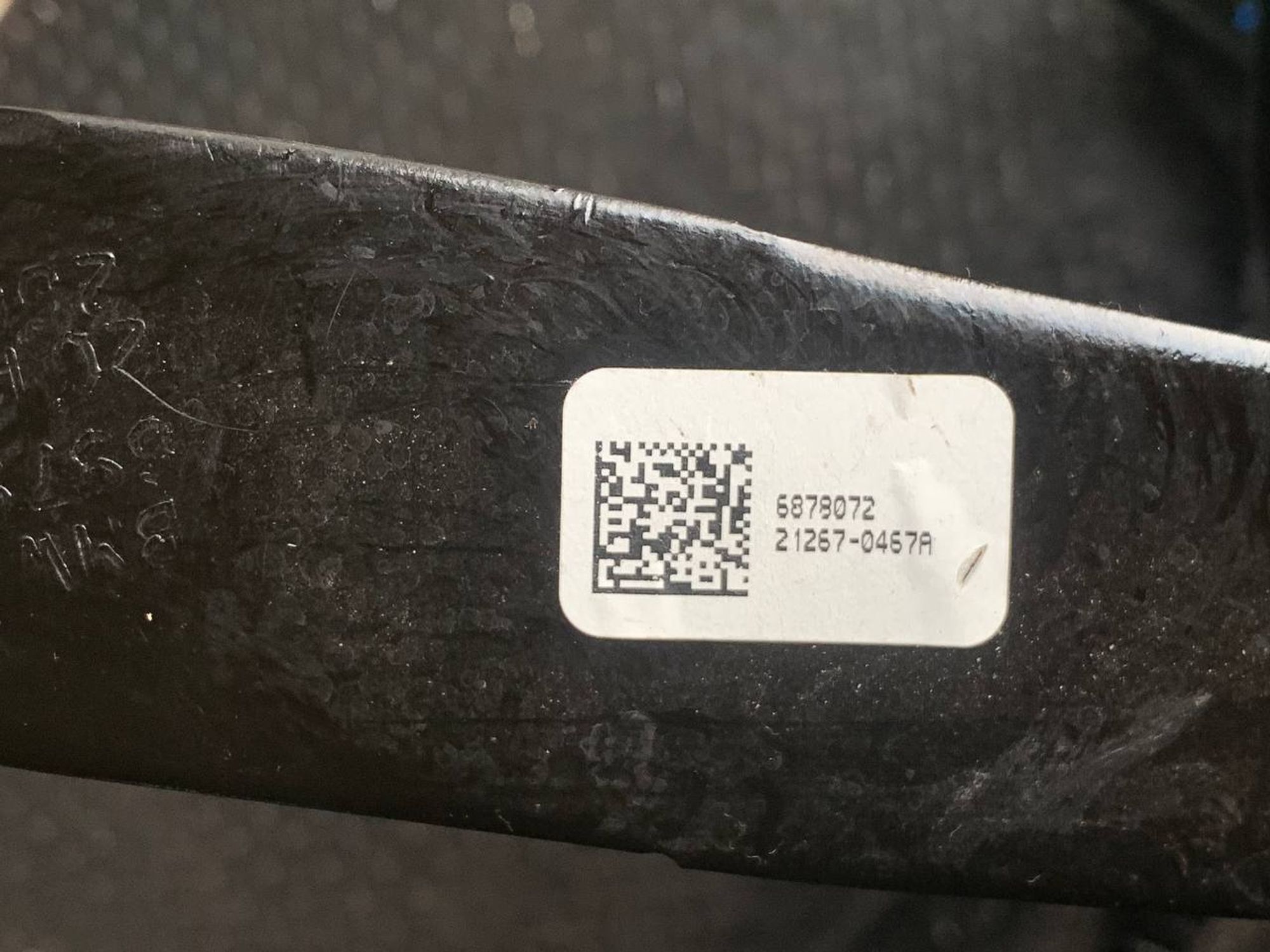 https://ycs.partsauto.market/partsauto-images/thmbs/userImages/h353NjtZg3VDP19b5HMt7LlpbQ93/part/a91cceae-b35b-49cd-b514-a84f43bd63f9_1733399044836.jpg