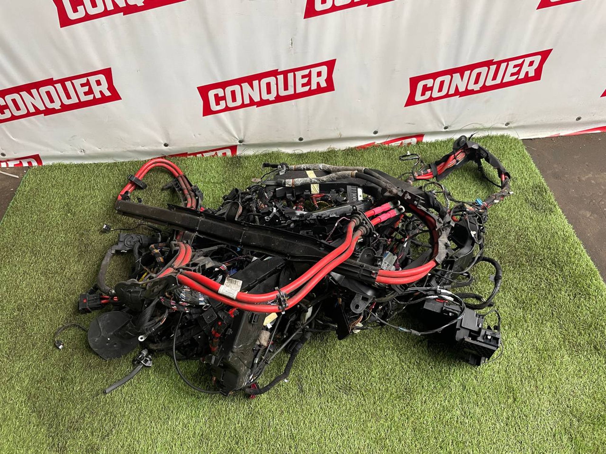 https://ycs.partsauto.market/partsauto-images/thmbs/userImages/h353NjtZg3VDP19b5HMt7LlpbQ93/part/a91ffdfe-c36e-410f-af54-fb94adfd6866_1712577358300.jpg