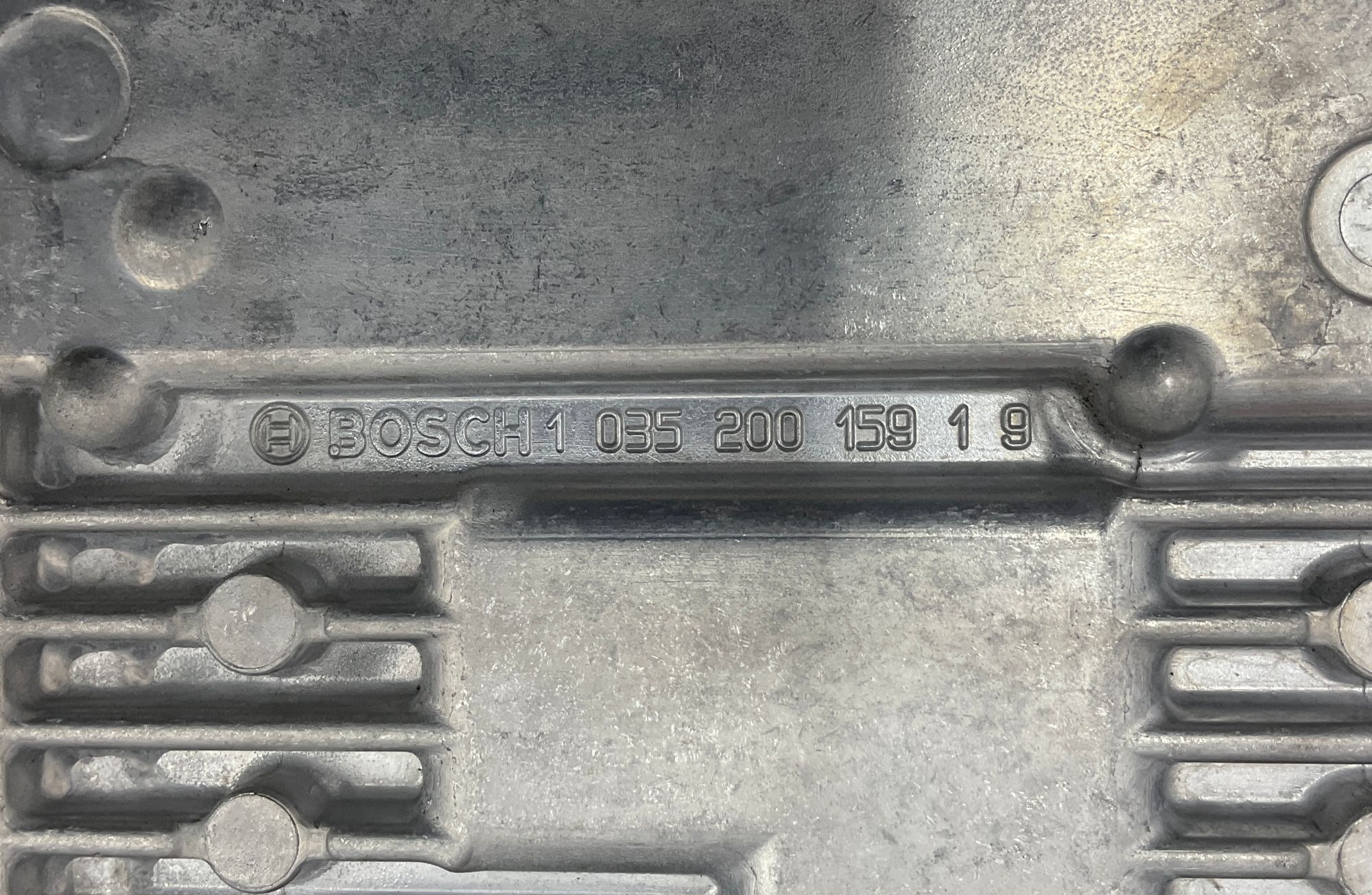 https://ycs.partsauto.market/partsauto-images/thmbs/userImages/h353NjtZg3VDP19b5HMt7LlpbQ93/part/a9903e43-5465-46ef-ac37-283d96666c70_1746518777021.jpg