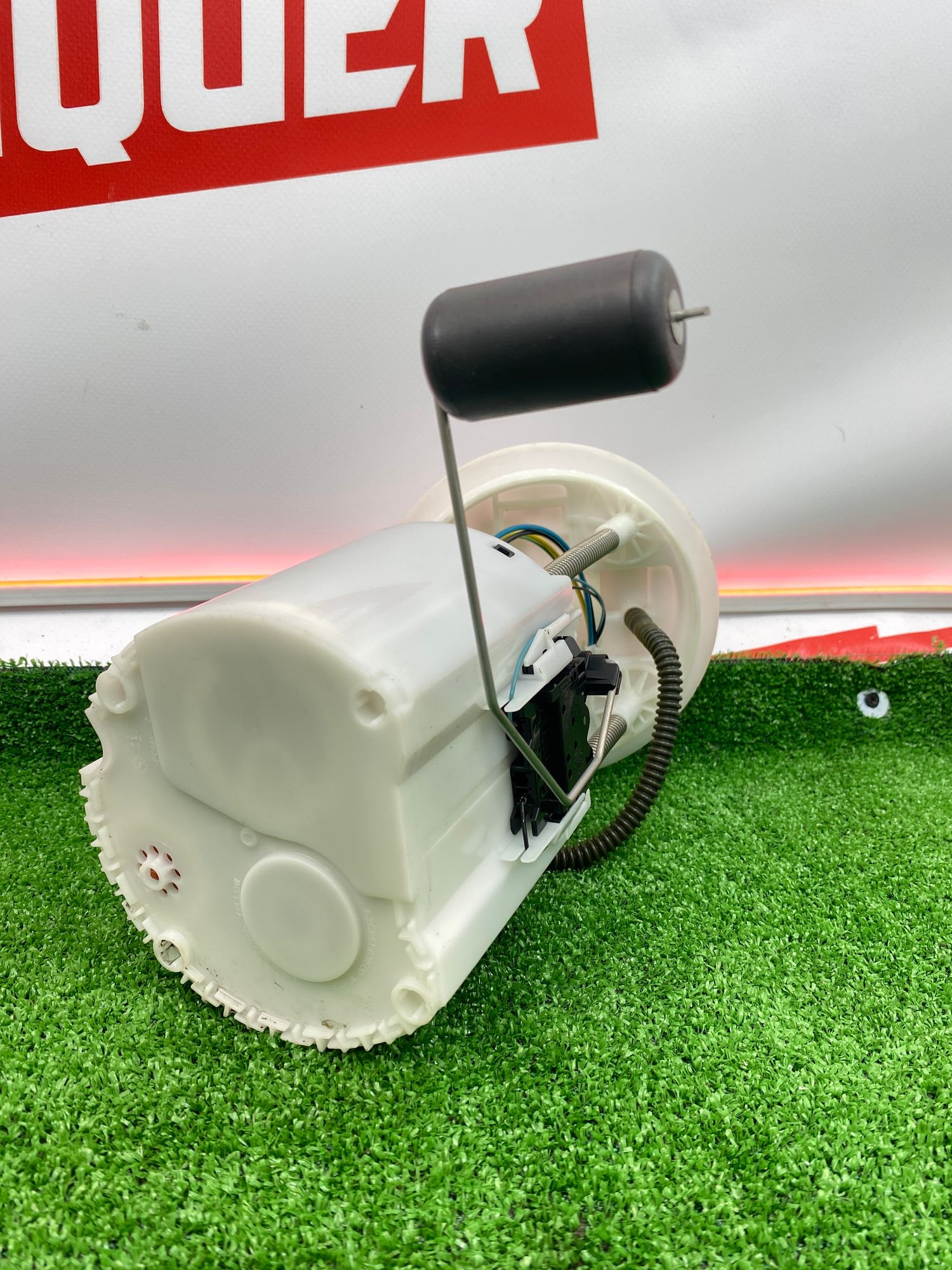 https://ycs.partsauto.market/partsauto-images/thmbs/userImages/h353NjtZg3VDP19b5HMt7LlpbQ93/part/a99bf0ce-c579-440f-9677-13b1c300bd2c_1741428144405.jpg