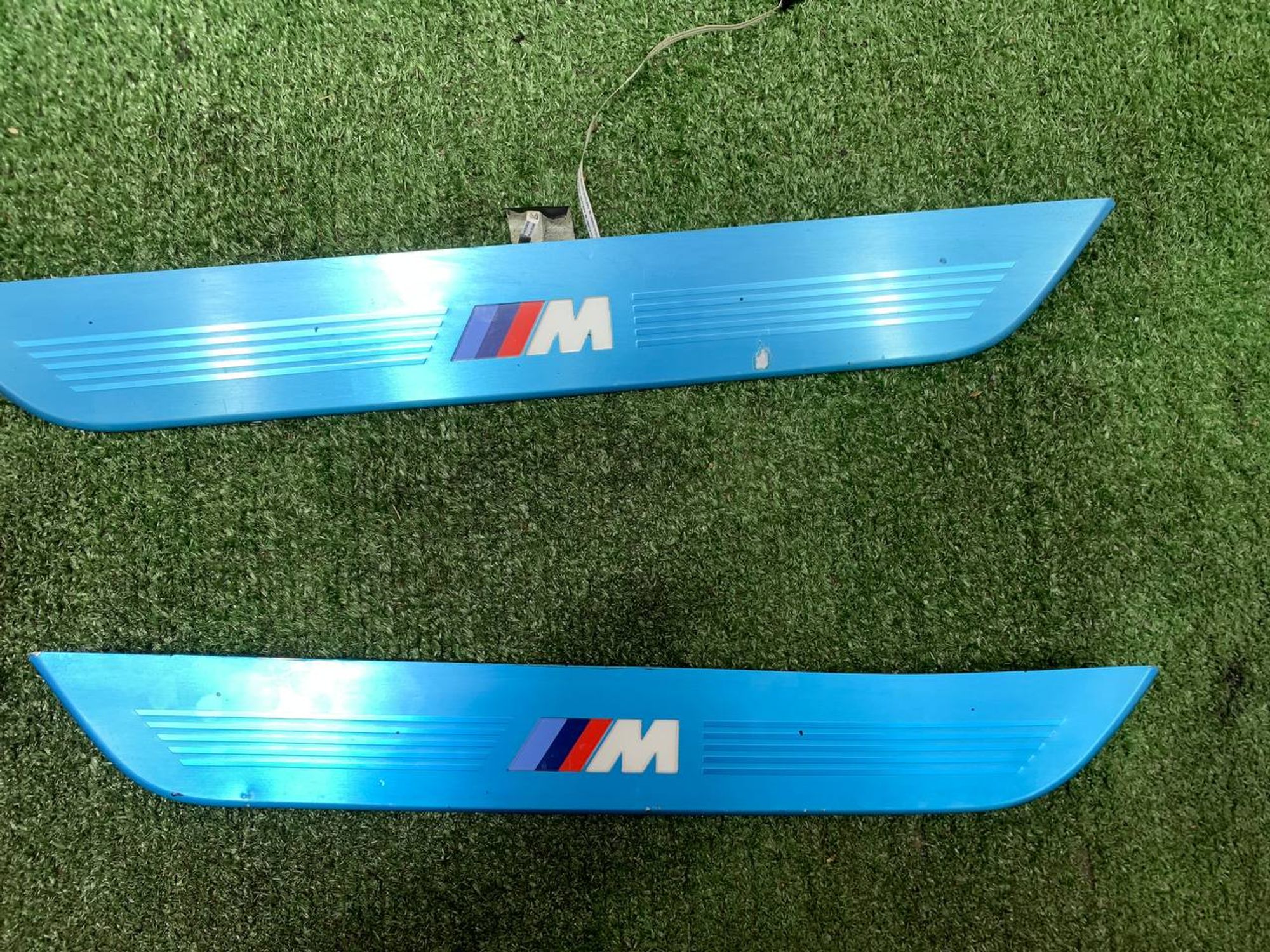 https://ycs.partsauto.market/partsauto-images/thmbs/userImages/h353NjtZg3VDP19b5HMt7LlpbQ93/part/a9c1053e-69ba-48f8-a7d3-ff4b1898a8d2_1731144414520.jpg
