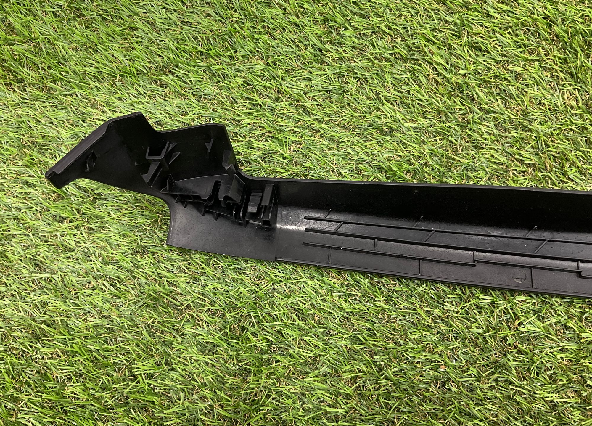 https://ycs.partsauto.market/partsauto-images/thmbs/userImages/h353NjtZg3VDP19b5HMt7LlpbQ93/part/a9f910b9-aa8c-4eb3-8131-1ff9aa3b2dd7_1747642357518.jpg