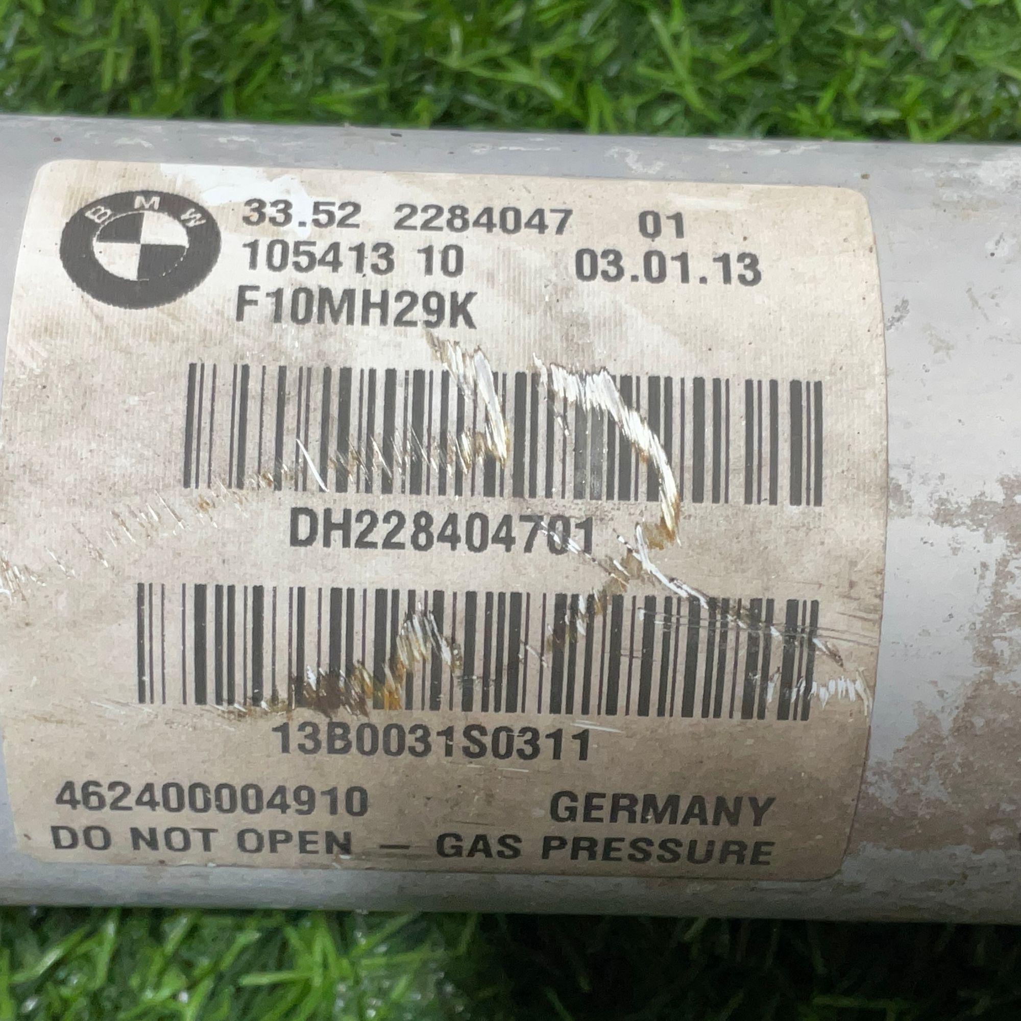 https://ycs.partsauto.market/partsauto-images/thmbs/userImages/h353NjtZg3VDP19b5HMt7LlpbQ93/part/aa141609-da38-4677-88ad-1084f5c4189f_1733908226144.jpg