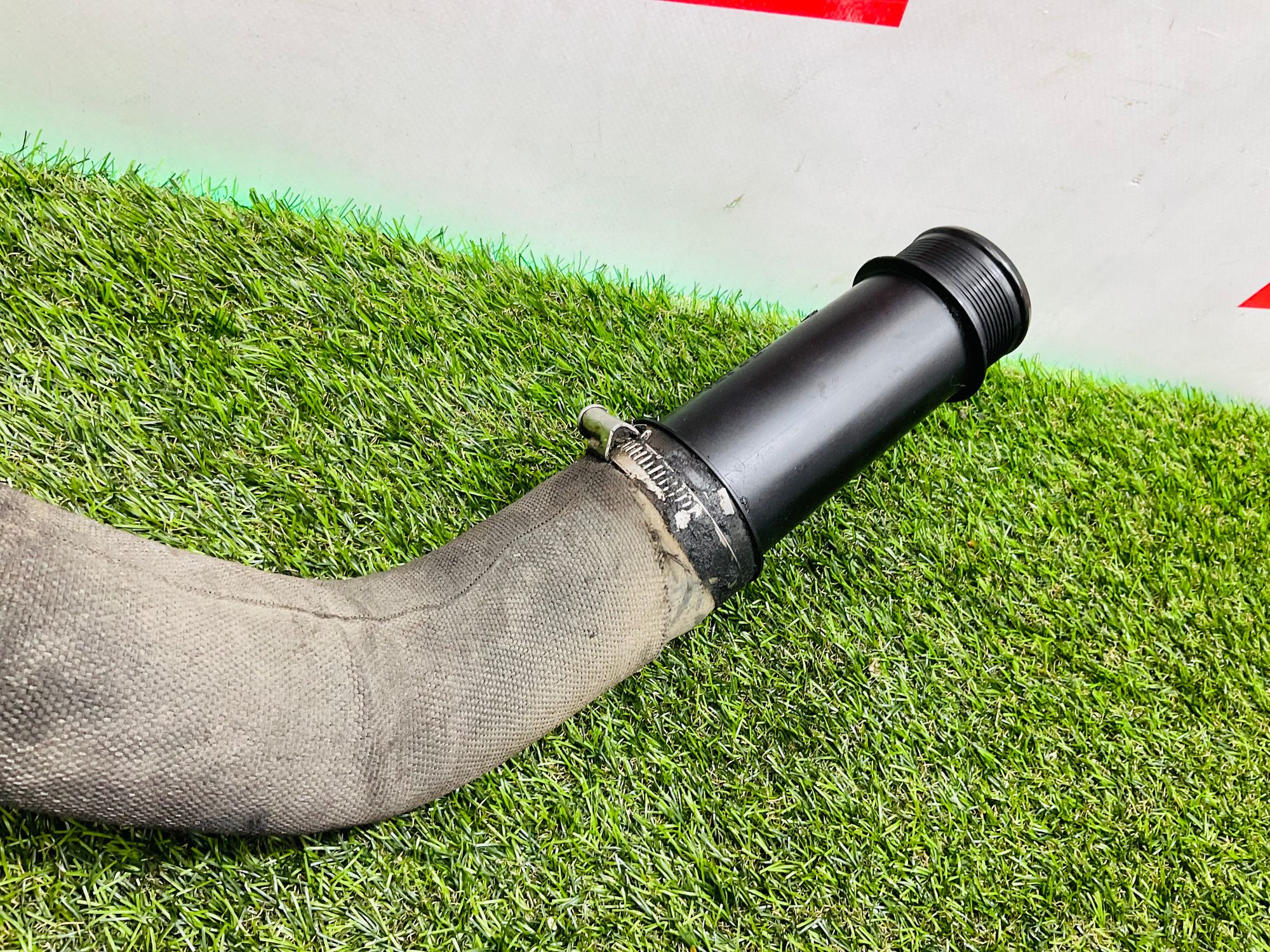 https://ycs.partsauto.market/partsauto-images/thmbs/userImages/h353NjtZg3VDP19b5HMt7LlpbQ93/part/aa1e9e33-ccc2-498a-b322-e522123df5ca_1786023006050.jpg