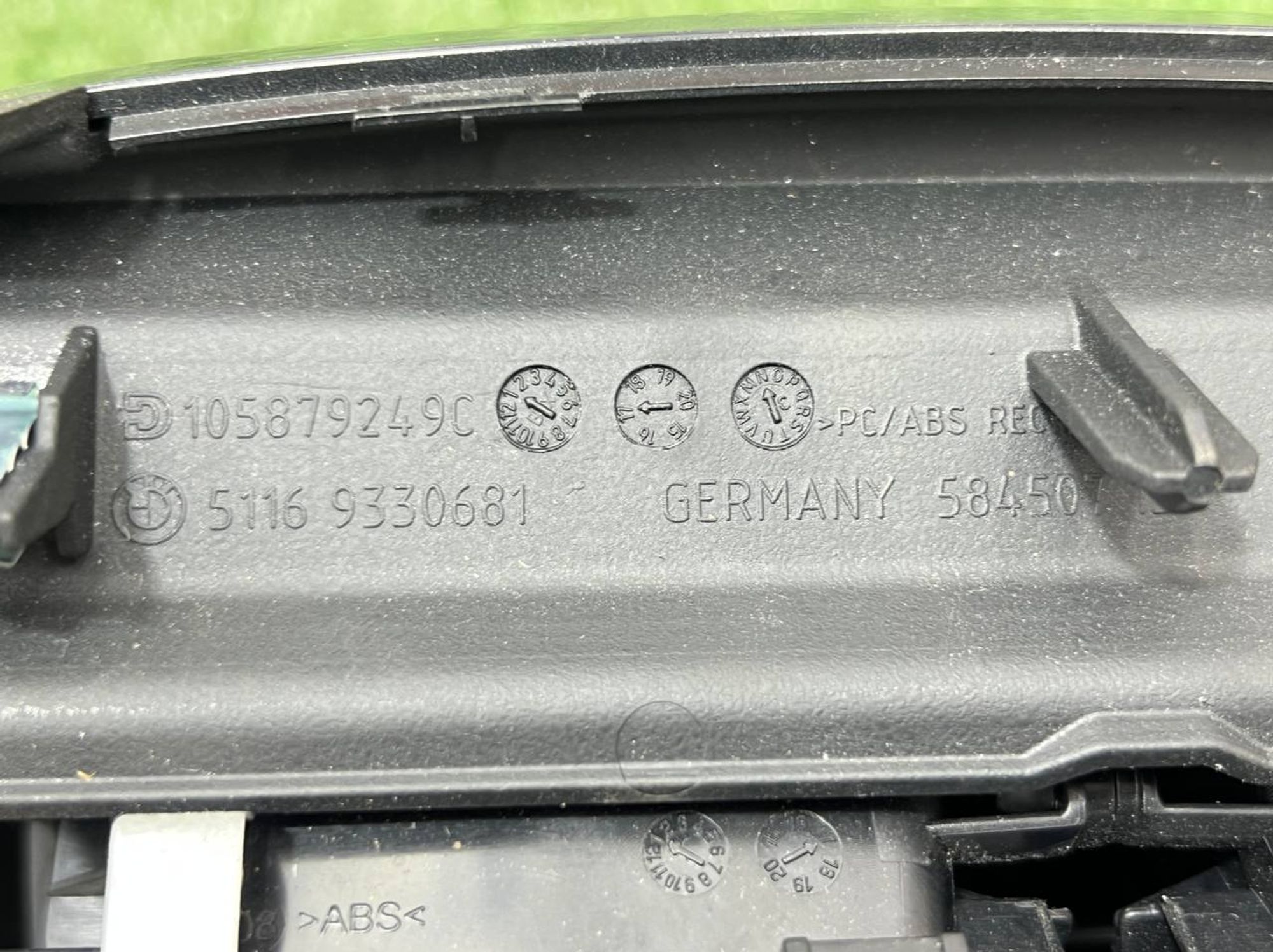 https://ycs.partsauto.market/partsauto-images/thmbs/userImages/h353NjtZg3VDP19b5HMt7LlpbQ93/part/aa21ab75-b73d-4fac-9217-8d4334d92ffb_1730980554286.jpg