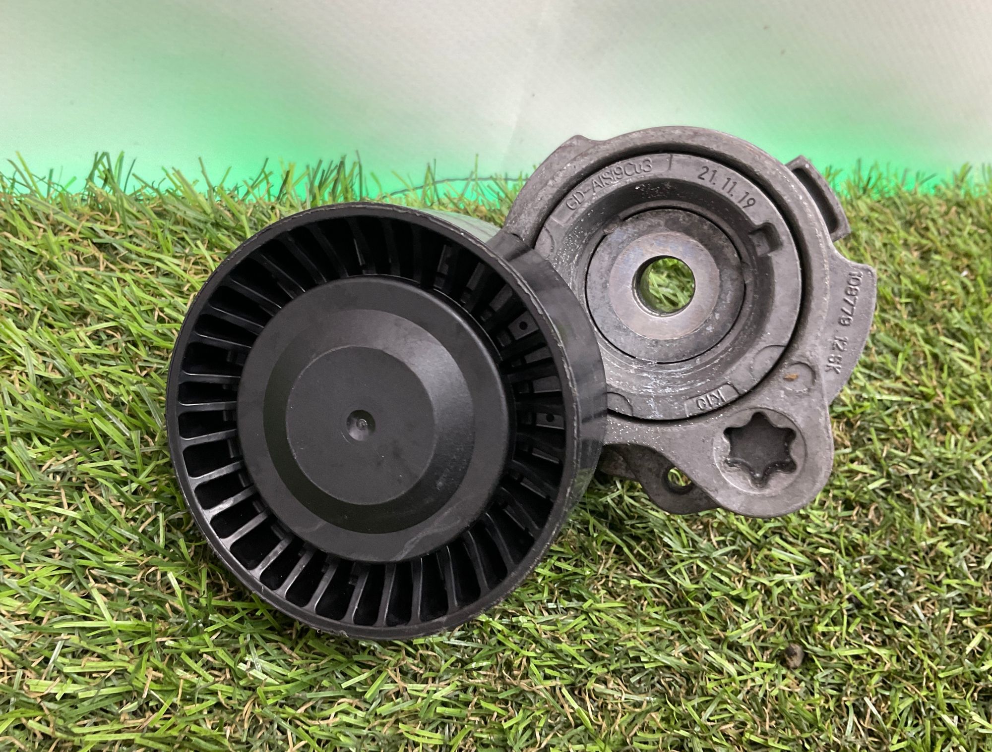 Натяжитель приводного ремня BMW M5, F90 2019, 2000 рублей, Москва