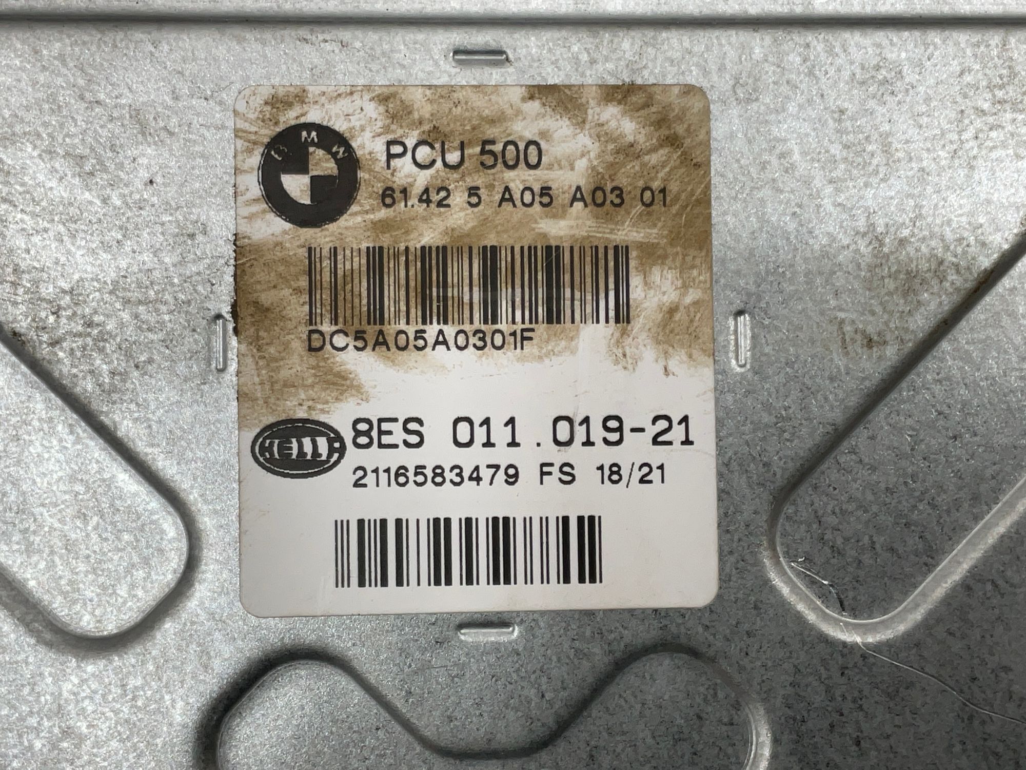 https://ycs.partsauto.market/partsauto-images/thmbs/userImages/h353NjtZg3VDP19b5HMt7LlpbQ93/part/aadebe30-5438-4159-93f7-5f173ab4cb74_1734697907456.jpg