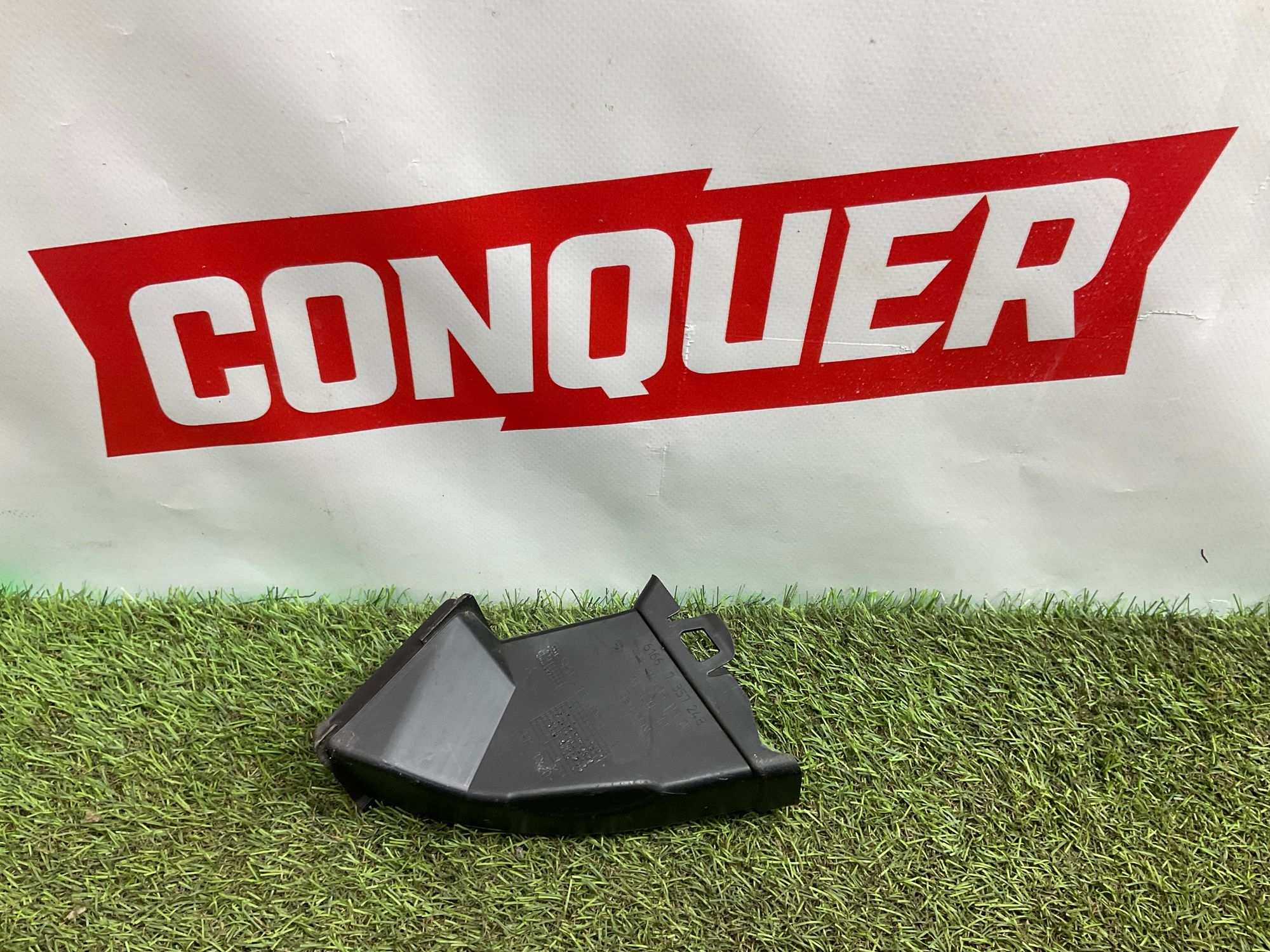 Водосток капота правый BMW M8, F91/F92/F93, 1000 рублей, Москва