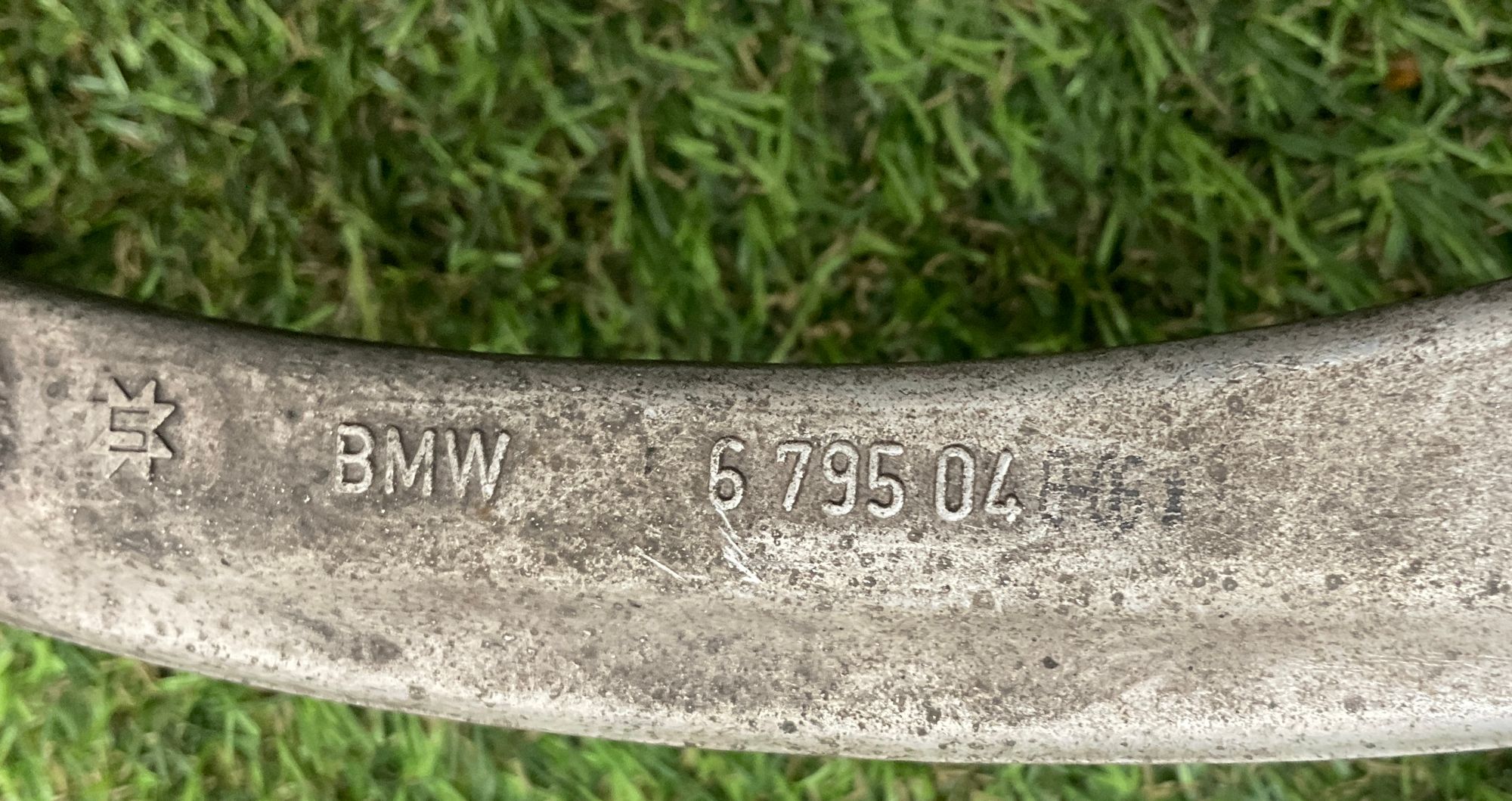 https://ycs.partsauto.market/partsauto-images/thmbs/userImages/h353NjtZg3VDP19b5HMt7LlpbQ93/part/ab194c3e-b5c0-4fea-847c-a9bd06f78ff2_1748272652099.jpg