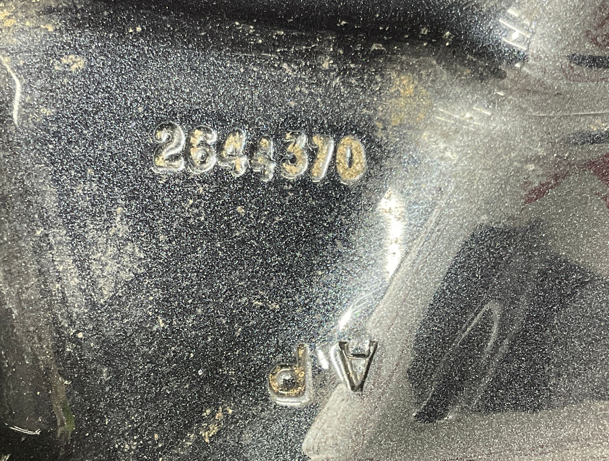 https://ycs.partsauto.market/partsauto-images/thmbs/userImages/h353NjtZg3VDP19b5HMt7LlpbQ93/part/ab5cce17-515d-4662-80ef-06e1c7264fa9_1742374659853.jpg
