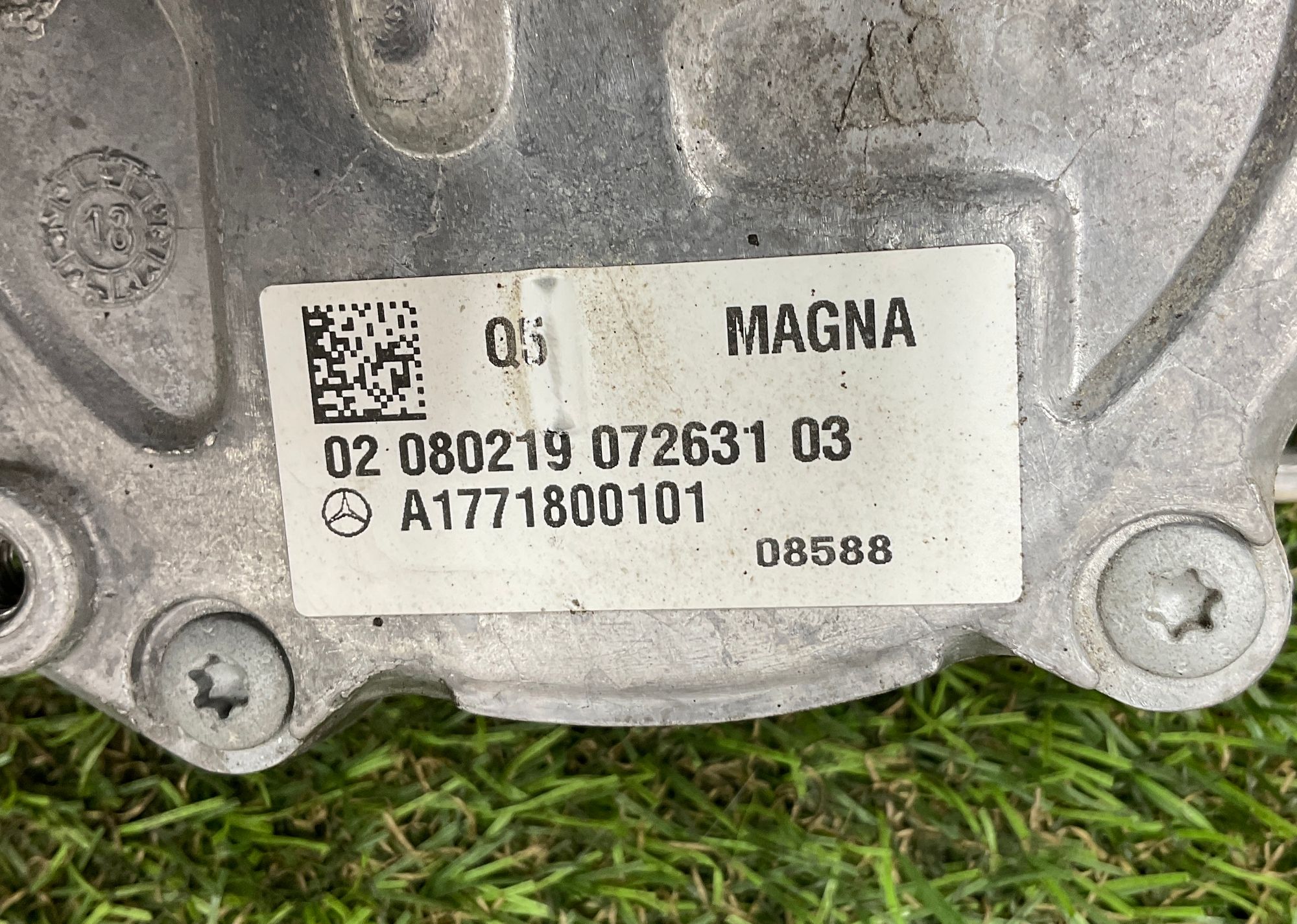 https://ycs.partsauto.market/partsauto-images/thmbs/userImages/h353NjtZg3VDP19b5HMt7LlpbQ93/part/ac08655a-e3b9-4e1a-b223-7ff2da92f804_1749821244798.jpg