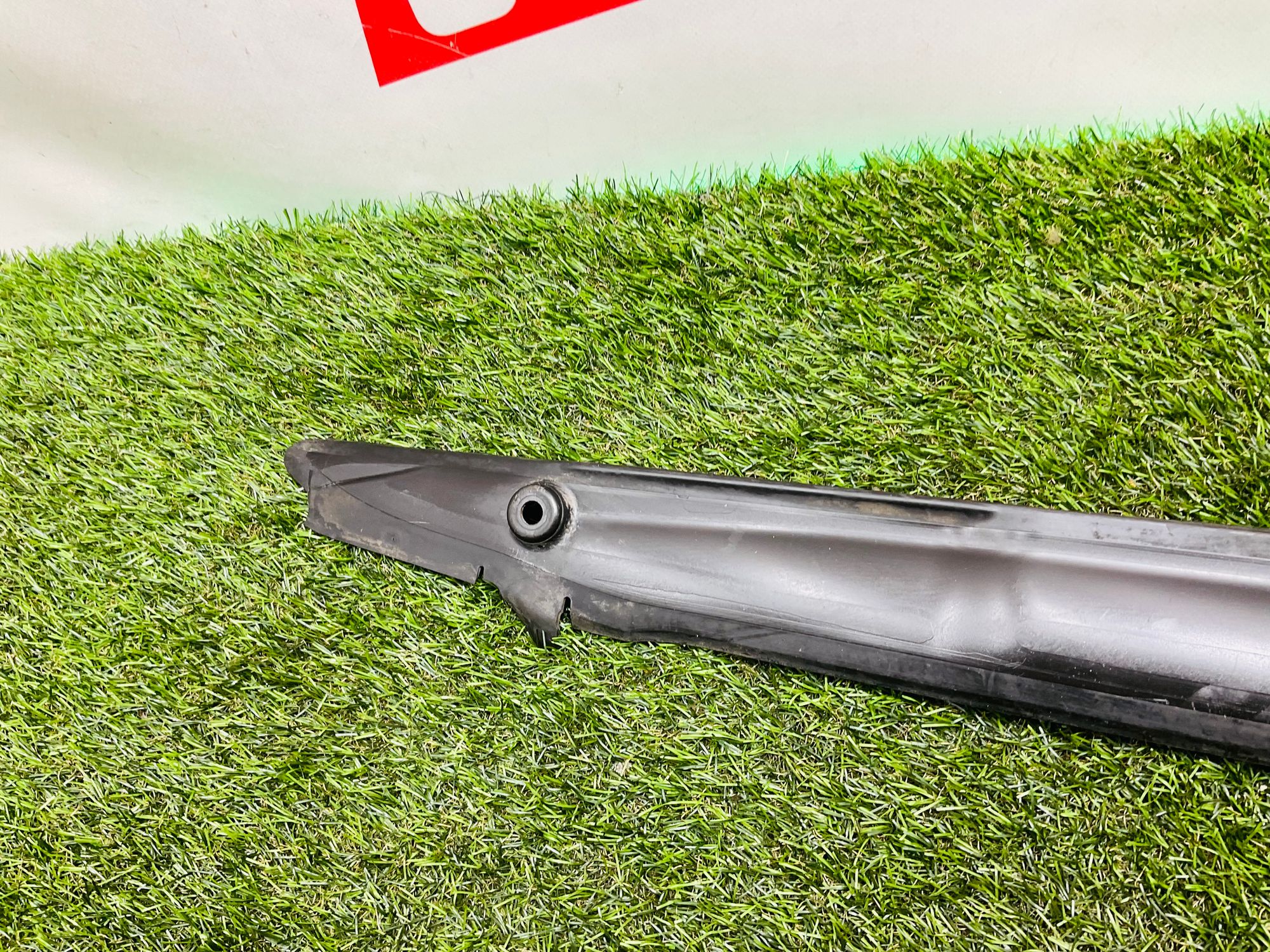 https://ycs.partsauto.market/partsauto-images/thmbs/userImages/h353NjtZg3VDP19b5HMt7LlpbQ93/part/ac79ef40-905f-447b-b497-d30fb2942124_1786790422187.jpg