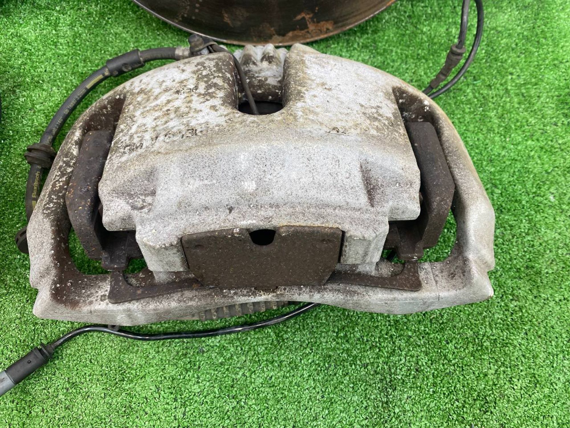 https://ycs.partsauto.market/partsauto-images/thmbs/userImages/h353NjtZg3VDP19b5HMt7LlpbQ93/part/ac9ff408-5bb2-4bfb-9157-73fc3cbb2331_1743854707163.jpg
