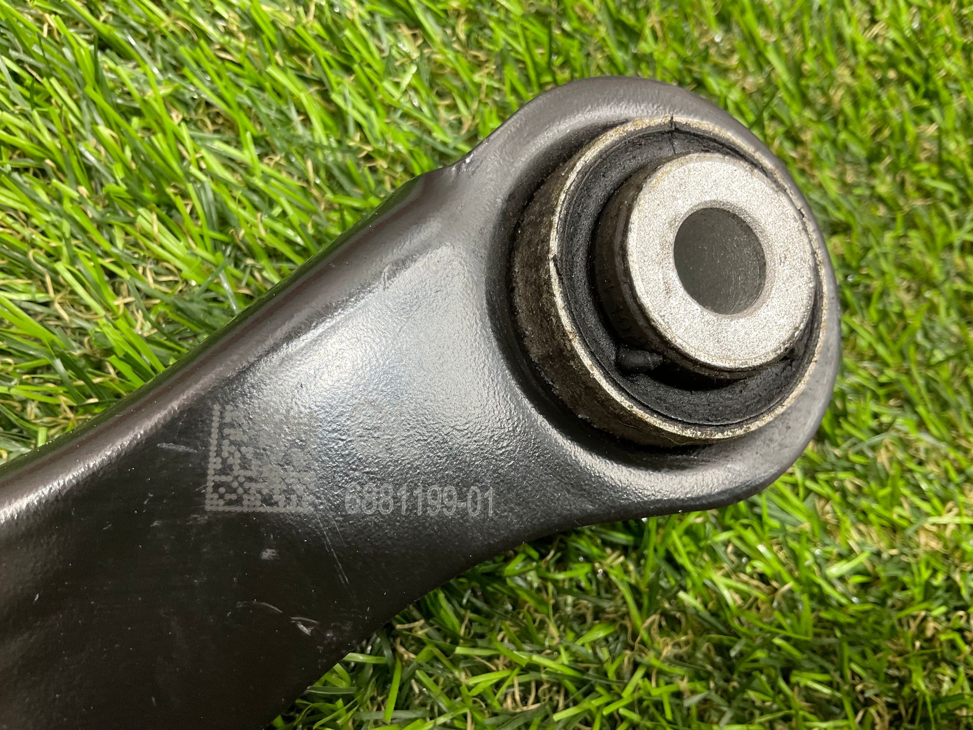 https://ycs.partsauto.market/partsauto-images/thmbs/userImages/h353NjtZg3VDP19b5HMt7LlpbQ93/part/acb75482-f0d0-4211-9c3f-9b204c031575_1781602295994.jpg