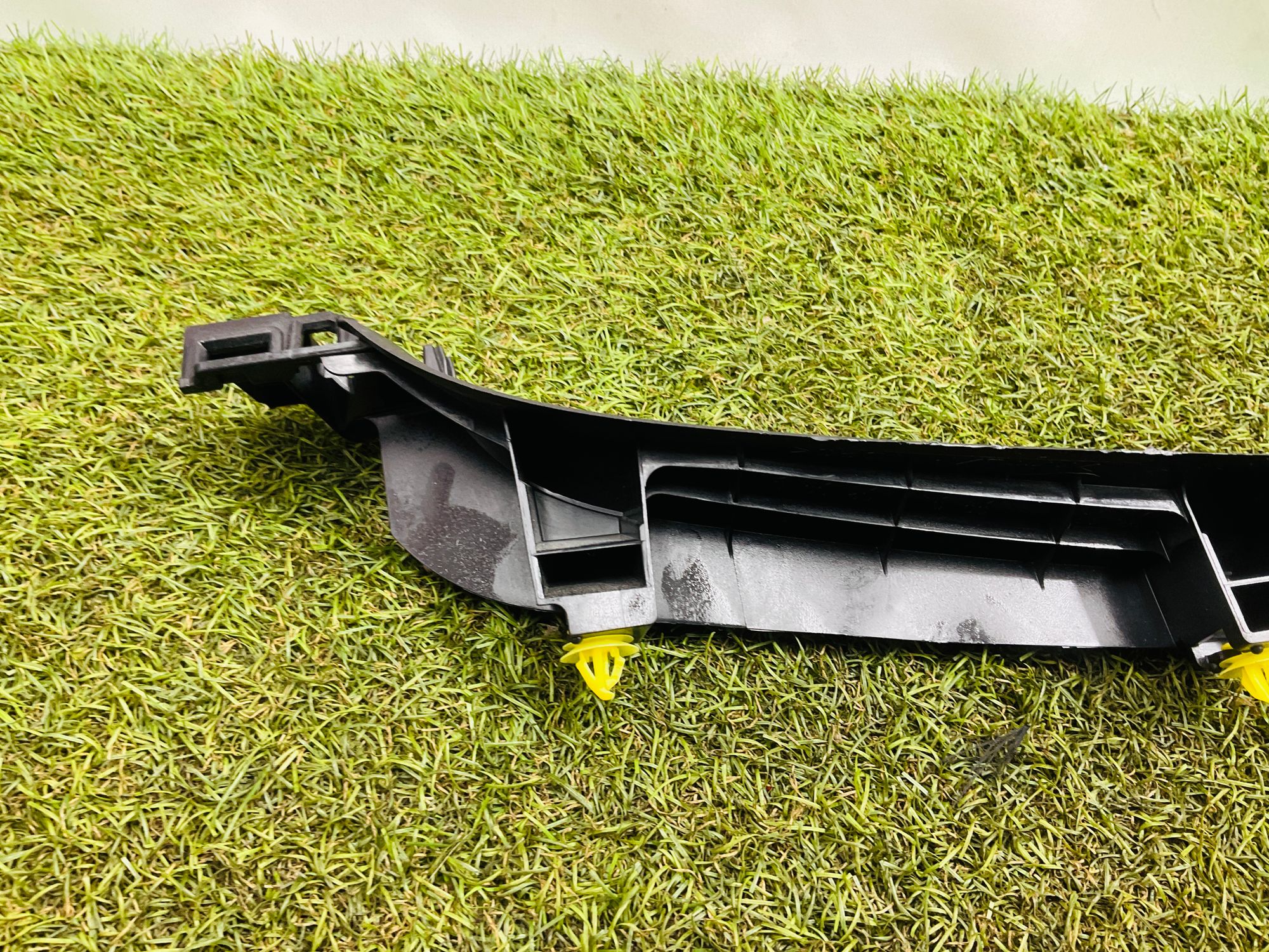 https://ycs.partsauto.market/partsauto-images/thmbs/userImages/h353NjtZg3VDP19b5HMt7LlpbQ93/part/accf1da5-cdcb-4f23-816e-20cd36b91ec5_1779804788739.jpg