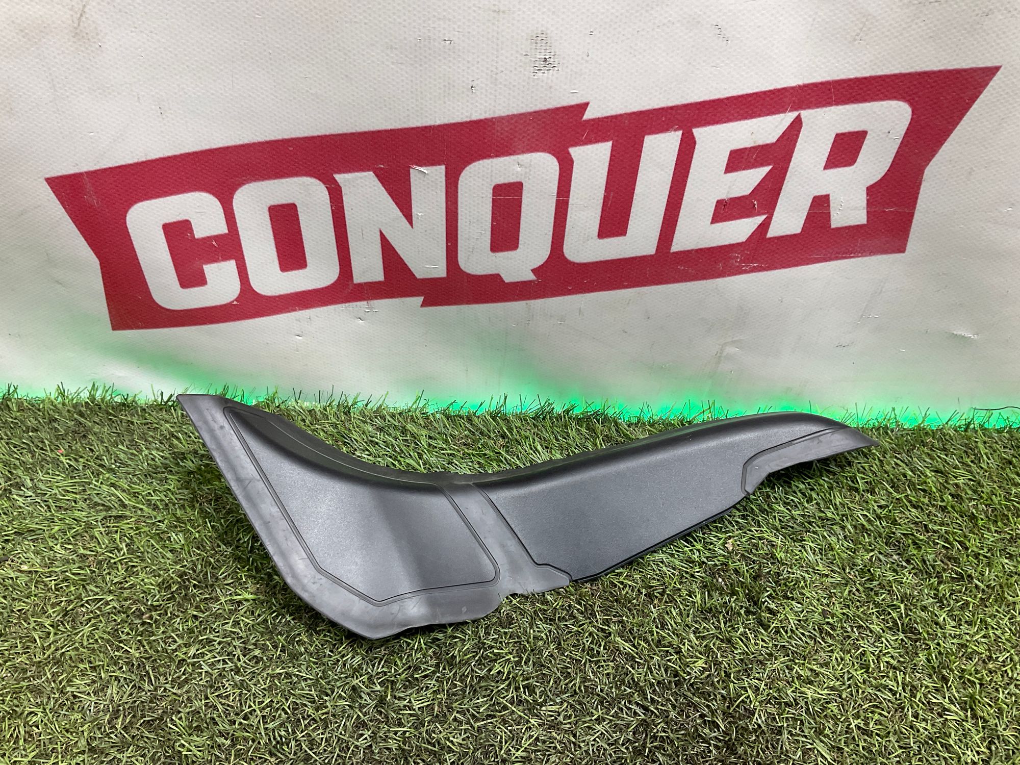 Накладка фонаря правая BMW 5 серия, G30, 1000 рублей, Москва