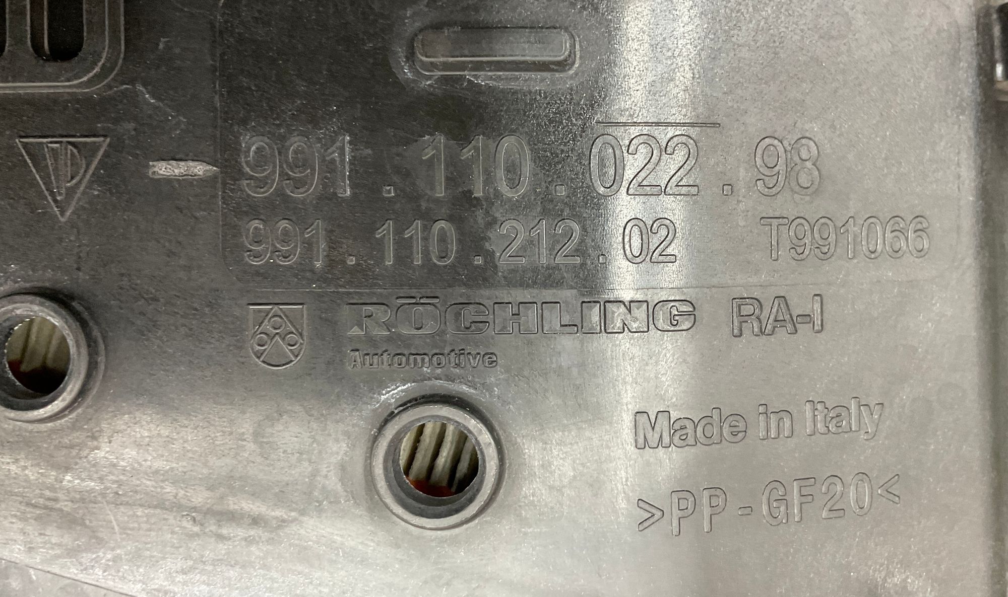 Корпус воздушного фильтра Porsche 911 GT3 991 Рестайлинг 2018, 23000 рублей, Москва