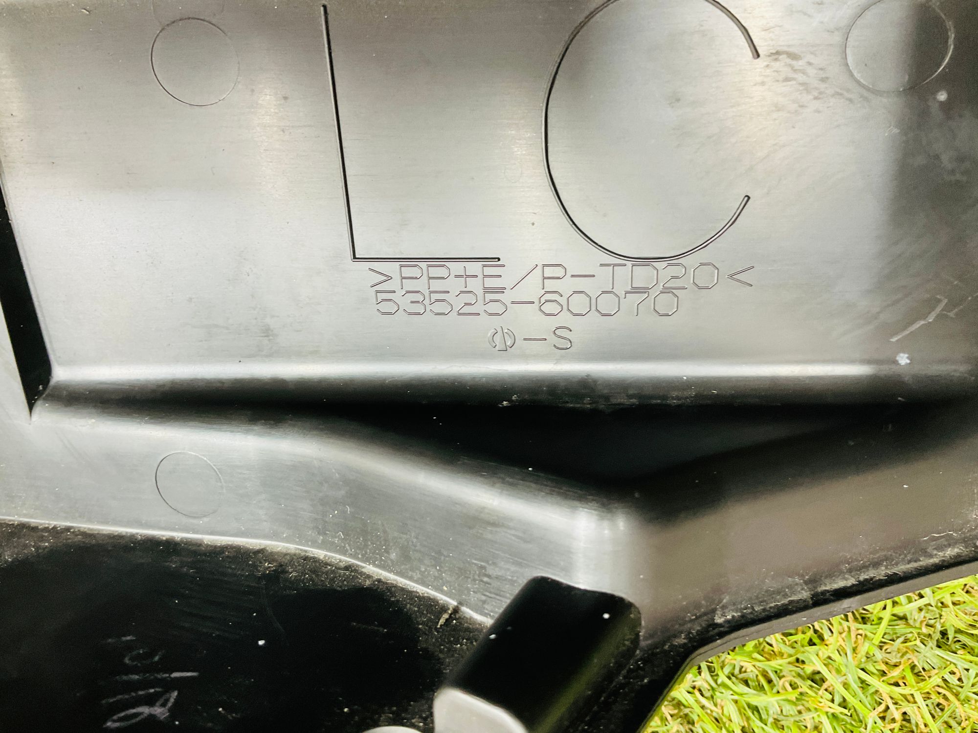 https://ycs.partsauto.market/partsauto-images/thmbs/userImages/h353NjtZg3VDP19b5HMt7LlpbQ93/part/ad18f530-4236-423b-9d33-fe1d61acebd7_1779700683601.jpg