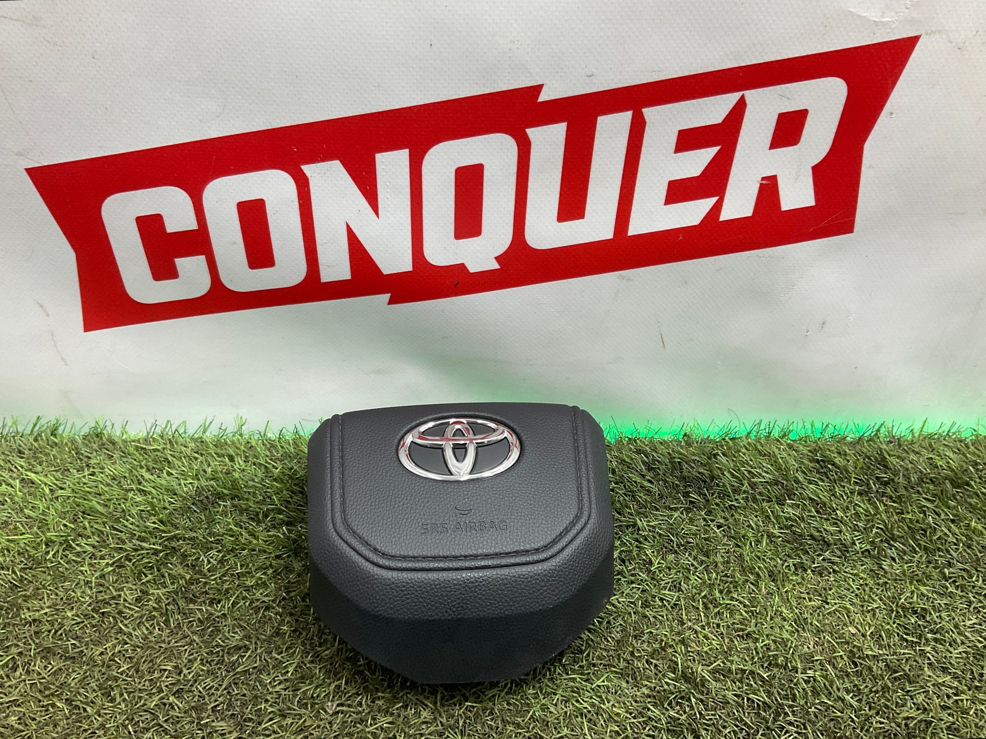 Подушка безопасности Toyota Land Cruiser 300 2024, 40000 рублей, Москва