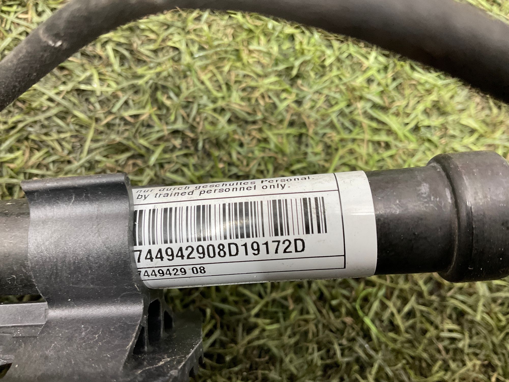 Пирапатрон левый петли капота BMW 3 серия, G20/G21 2022, 10000 рублей, Москва