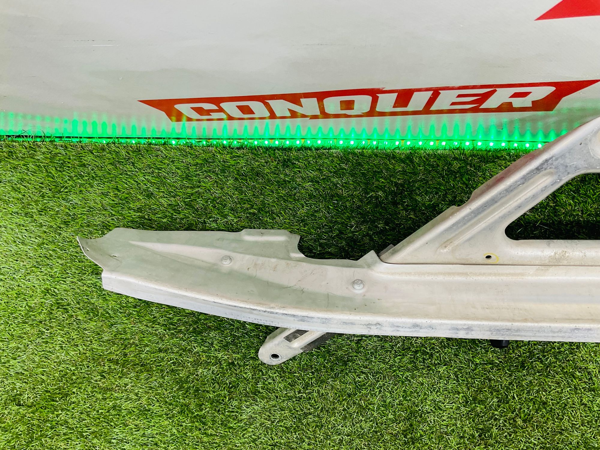 https://ycs.partsauto.market/partsauto-images/thmbs/userImages/h353NjtZg3VDP19b5HMt7LlpbQ93/part/adddb312-a98b-4694-b535-018a7781f9e7_1785145509922.jpg