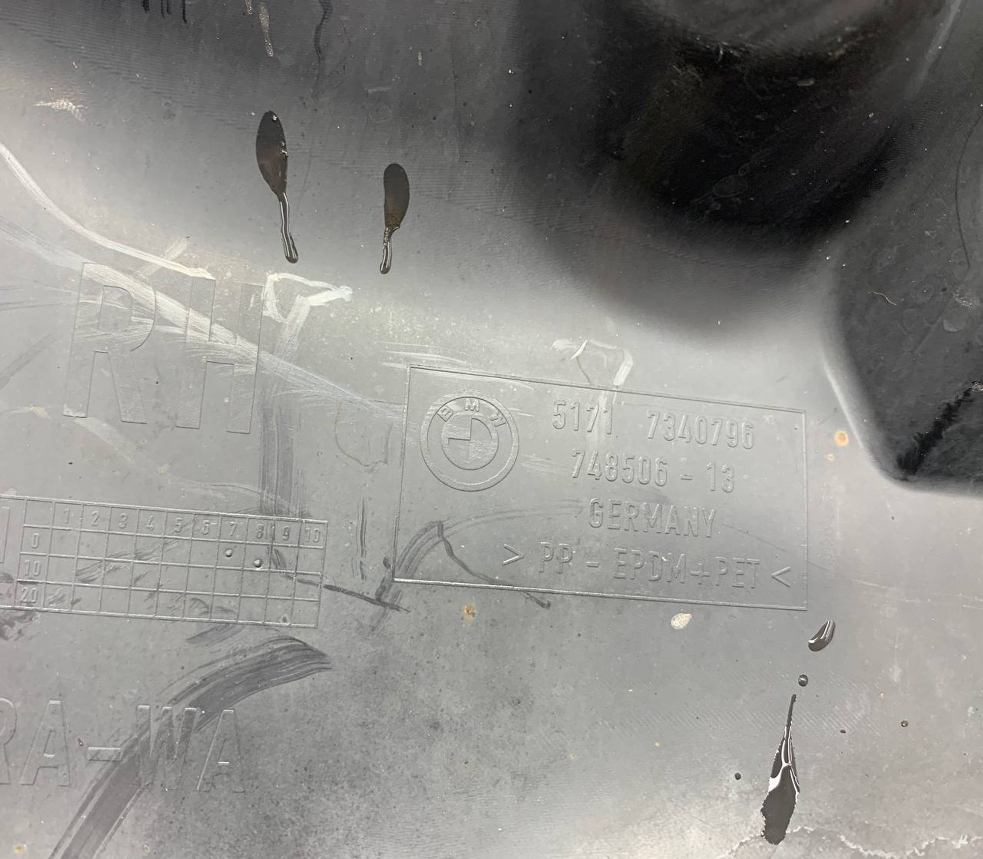 https://ycs.partsauto.market/partsauto-images/thmbs/userImages/h353NjtZg3VDP19b5HMt7LlpbQ93/part/ade27f2e-ddb0-461c-9024-71afc33a8b70_1715700051017.jpg