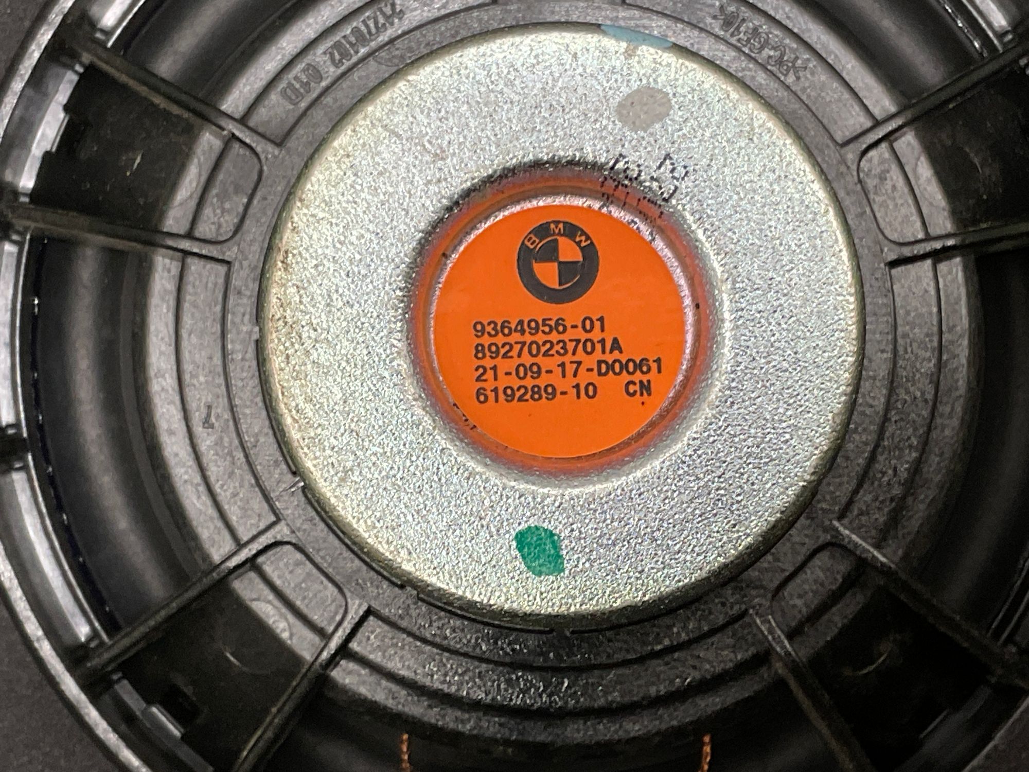 https://ycs.partsauto.market/partsauto-images/thmbs/userImages/h353NjtZg3VDP19b5HMt7LlpbQ93/part/ade5239a-f673-4a7c-964f-23f322674644_1738156840798.jpg