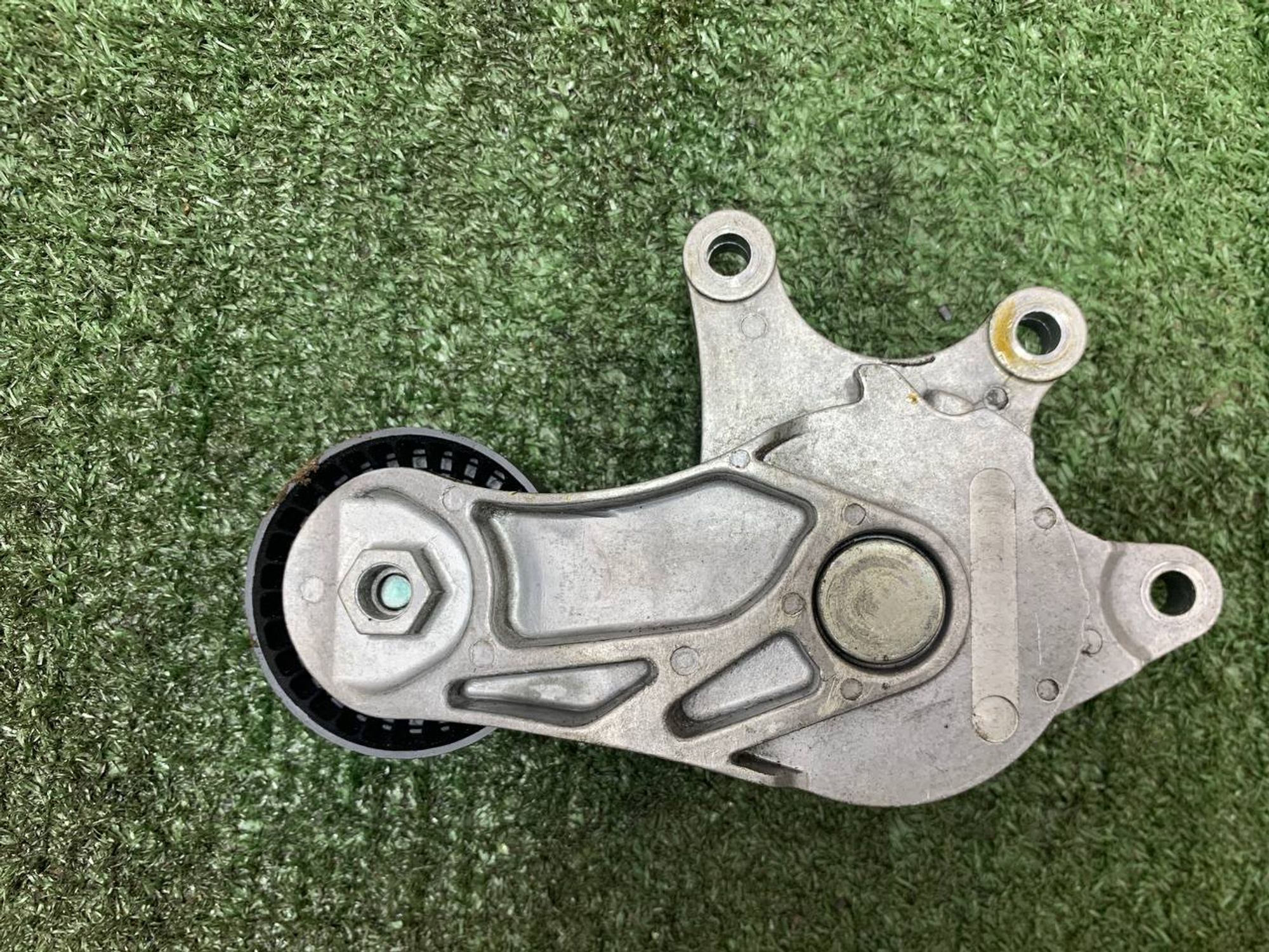 Натяжитель ремня привода N20 N26 BMW F20 3 F30 F10, 3500 рублей, Москва