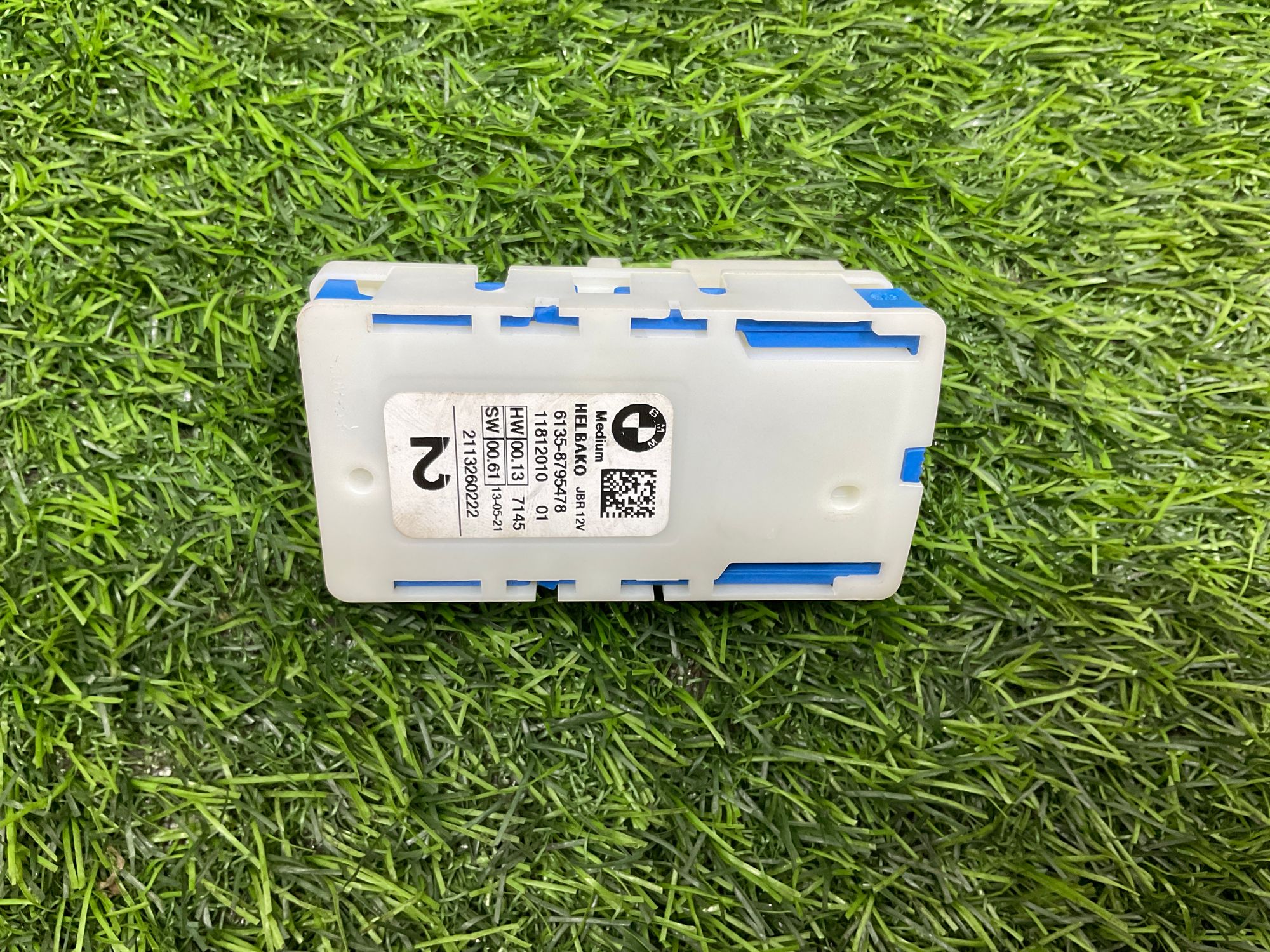 https://ycs.partsauto.market/partsauto-images/thmbs/userImages/h353NjtZg3VDP19b5HMt7LlpbQ93/part/ae2bc15f-3e12-48e0-8161-da138566c7c9_1734698240145.jpg