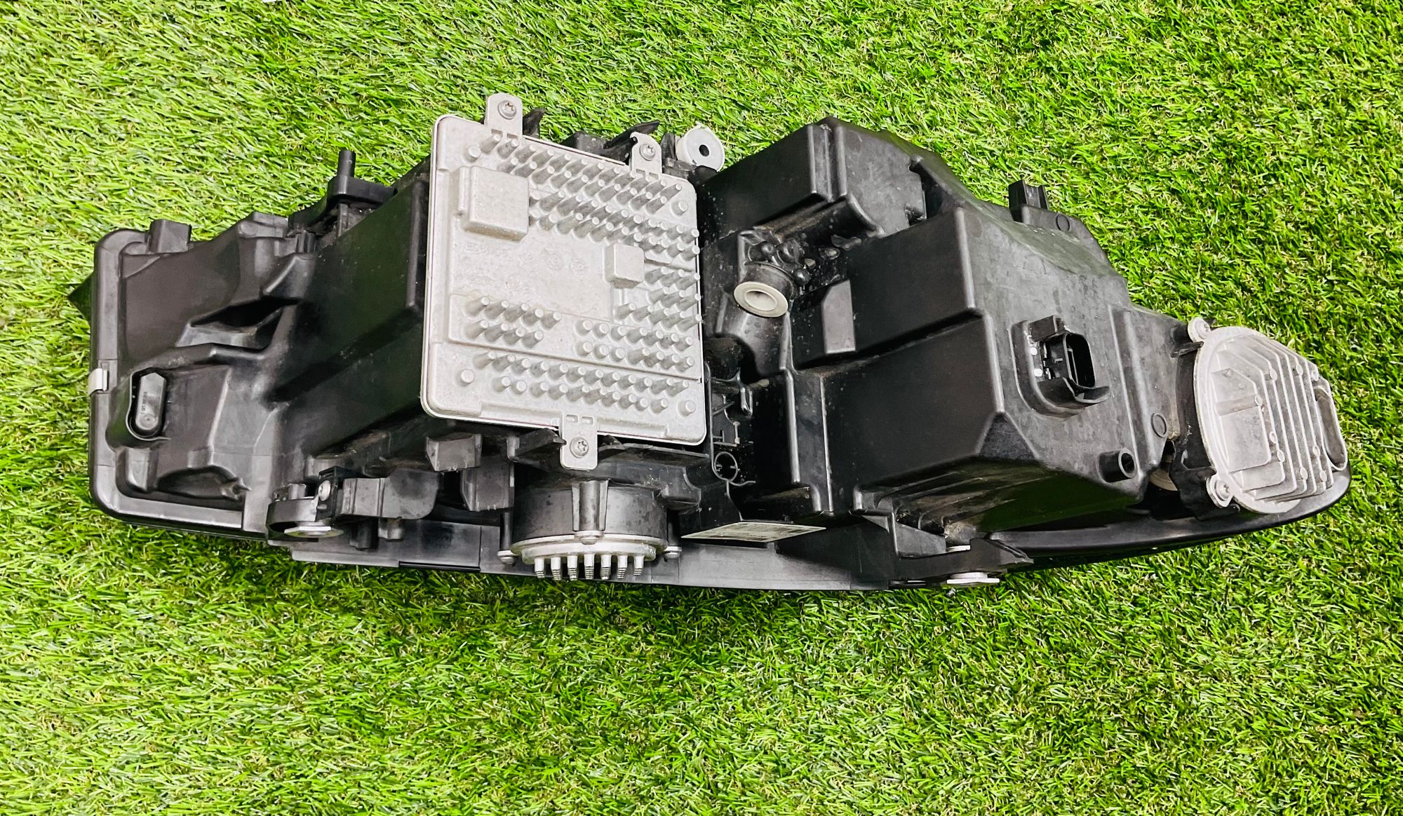 https://ycs.partsauto.market/partsauto-images/thmbs/userImages/h353NjtZg3VDP19b5HMt7LlpbQ93/part/aec017c4-68fa-41ef-965c-160753bf3f81_1781183943581.jpg