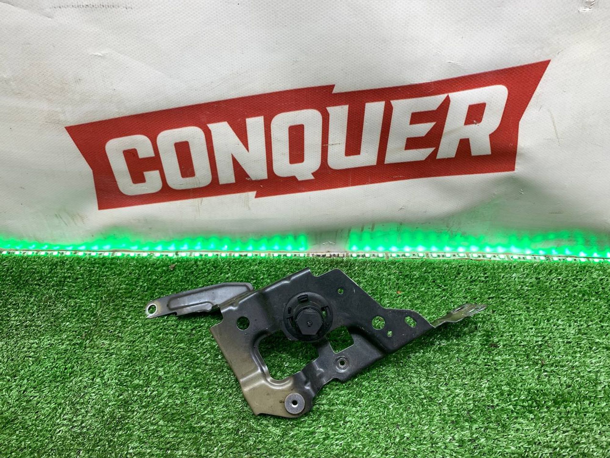 https://ycs.partsauto.market/partsauto-images/thmbs/userImages/h353NjtZg3VDP19b5HMt7LlpbQ93/part/aede1850-e1ed-4787-87c7-4f4fe7fead5c_1720169421418.jpg
