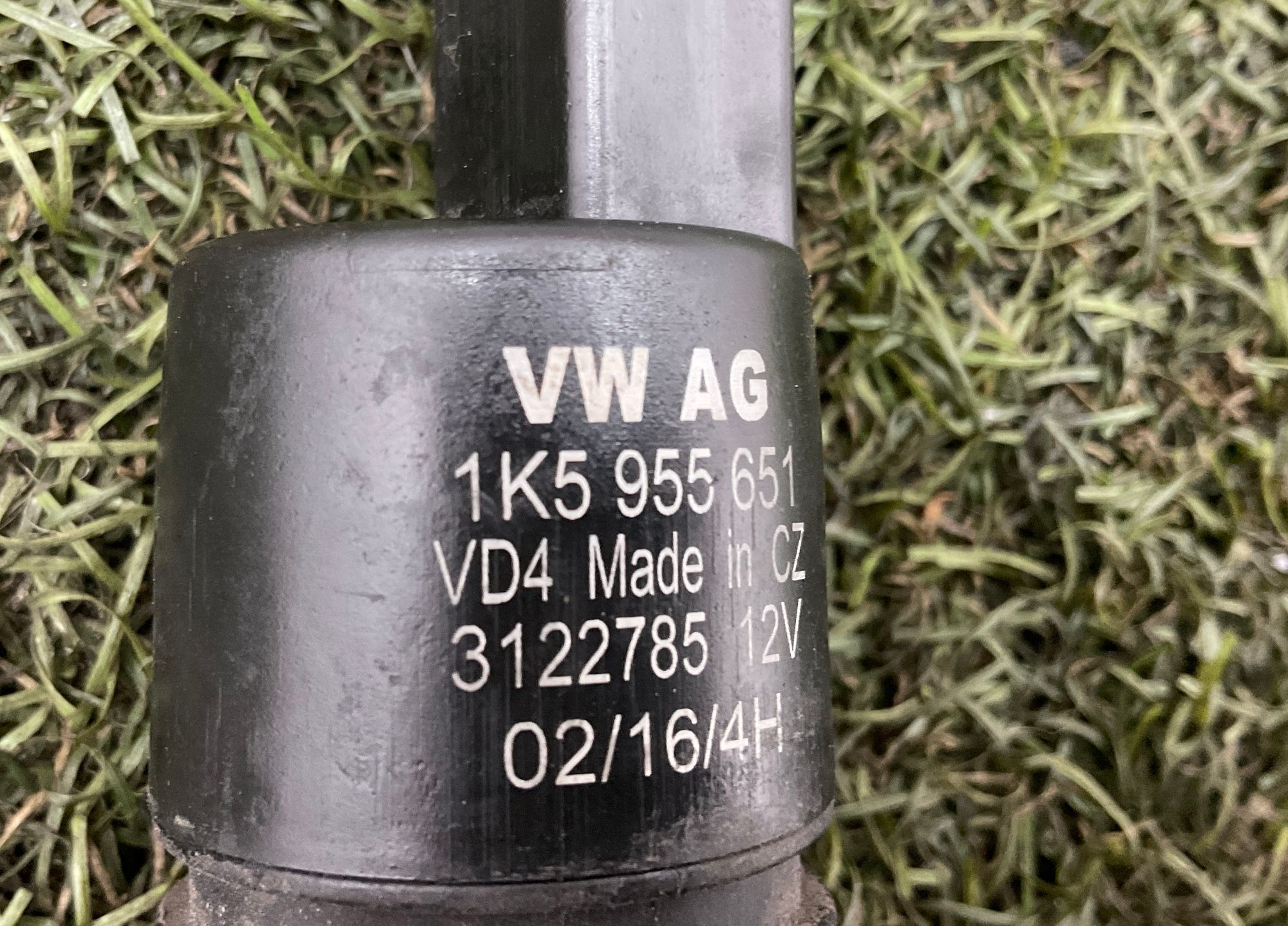 Моторчик стеклоомывателя Volkswagen Golf Mk7 (2012—2017) 2017, 1000 рублей, Москва