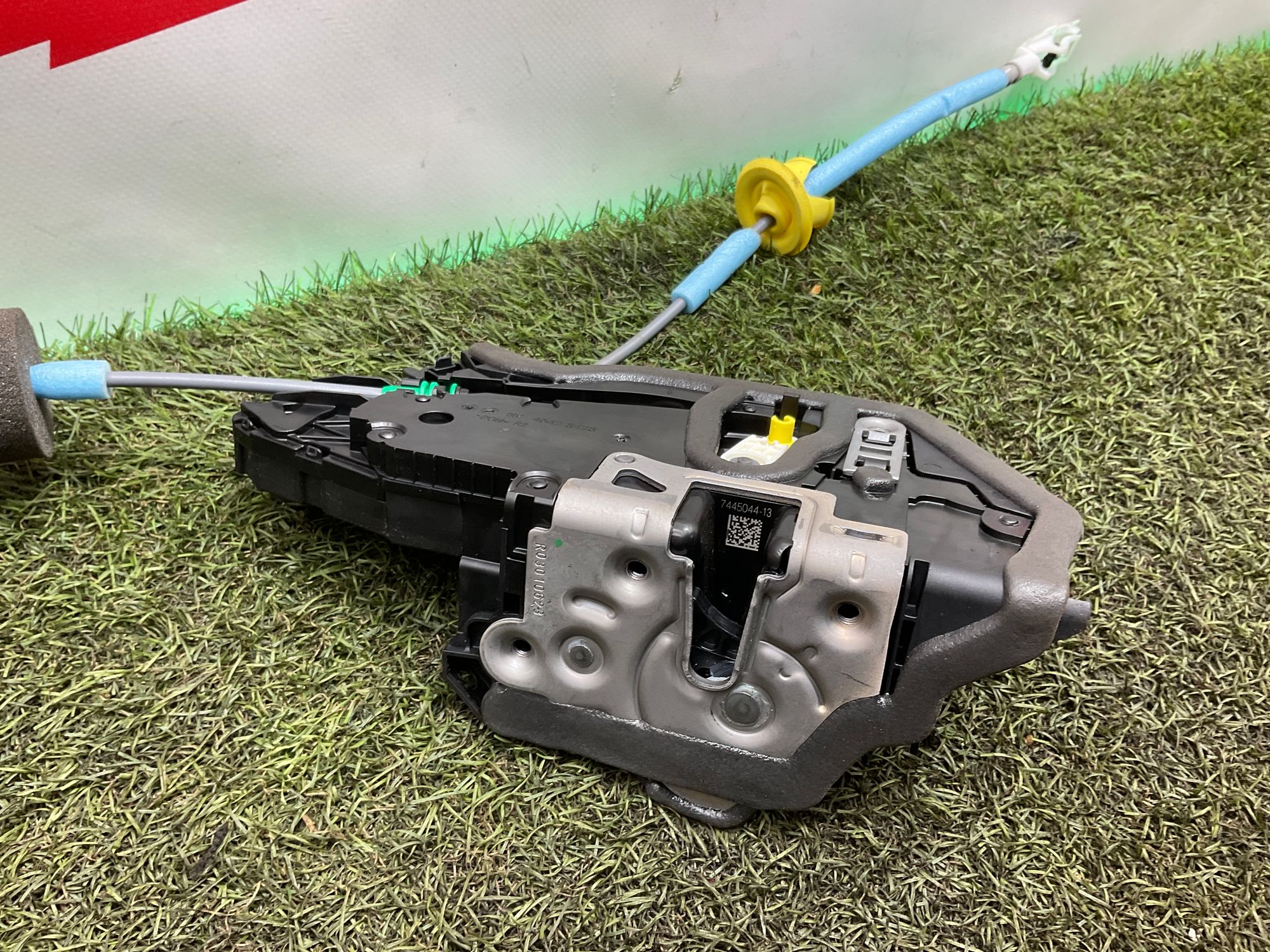 Замок двери правой передней BMW M3 G80 2023, 4000 рублей, Москва