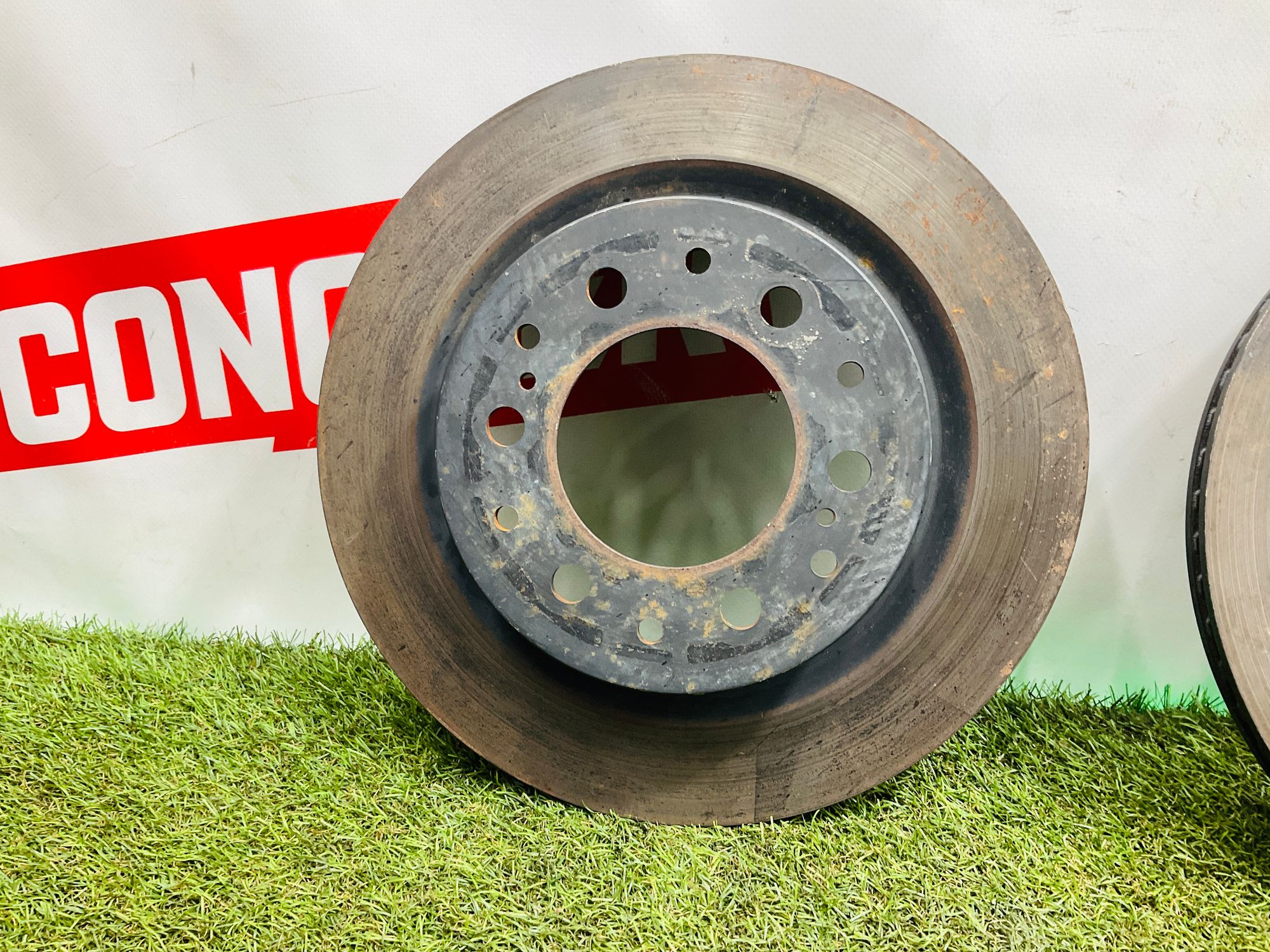 https://ycs.partsauto.market/partsauto-images/thmbs/userImages/h353NjtZg3VDP19b5HMt7LlpbQ93/part/af8f9aed-e3a6-4dfc-8a43-a0cf05650e80_1779955354736.jpg