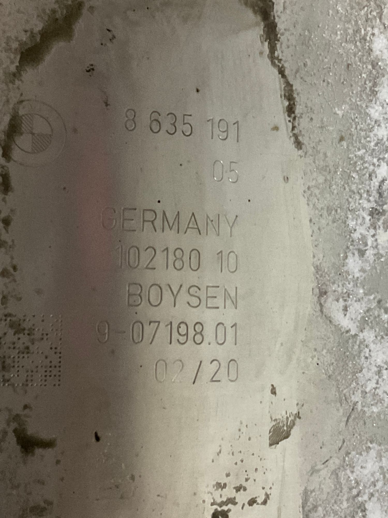 https://ycs.partsauto.market/partsauto-images/thmbs/userImages/h353NjtZg3VDP19b5HMt7LlpbQ93/part/afb8e65d-3ac8-4200-a738-abb70c5be457_1733923592935.jpg