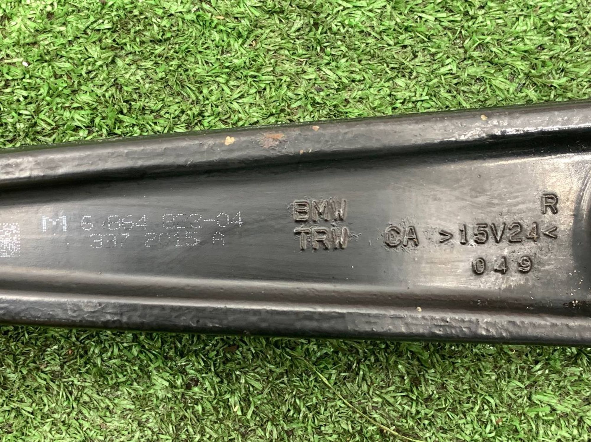 https://ycs.partsauto.market/partsauto-images/thmbs/userImages/h353NjtZg3VDP19b5HMt7LlpbQ93/part/b071b914-340d-4f96-bee1-8e9cfc440488_1727690018882.jpg