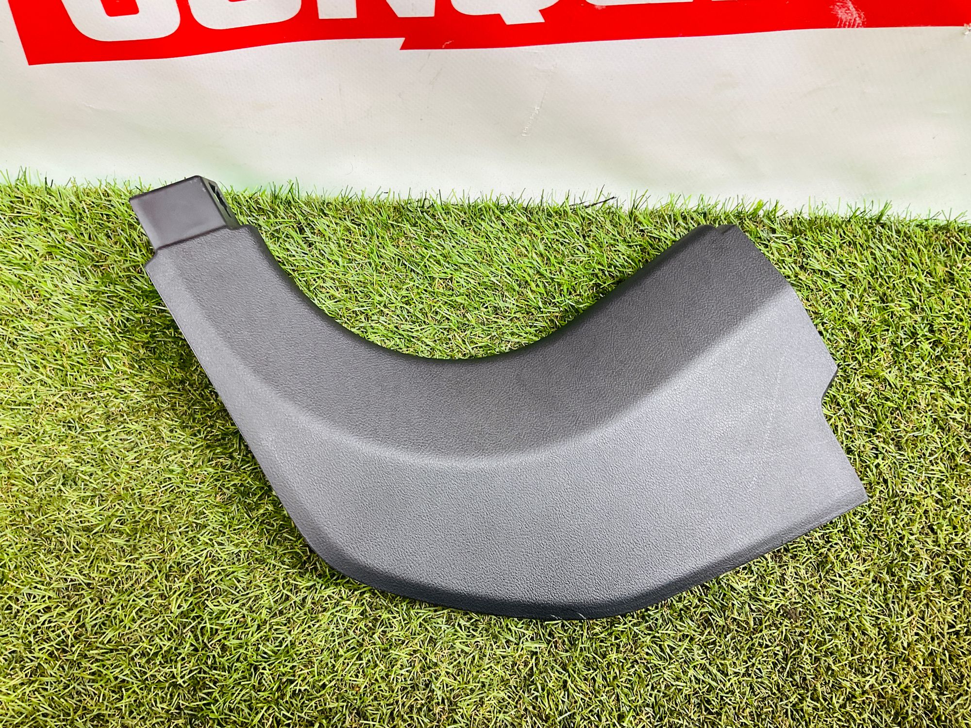 https://ycs.partsauto.market/partsauto-images/thmbs/userImages/h353NjtZg3VDP19b5HMt7LlpbQ93/part/b0abf8e3-89e3-478d-a174-df93b0603c52_1778933140276.jpg