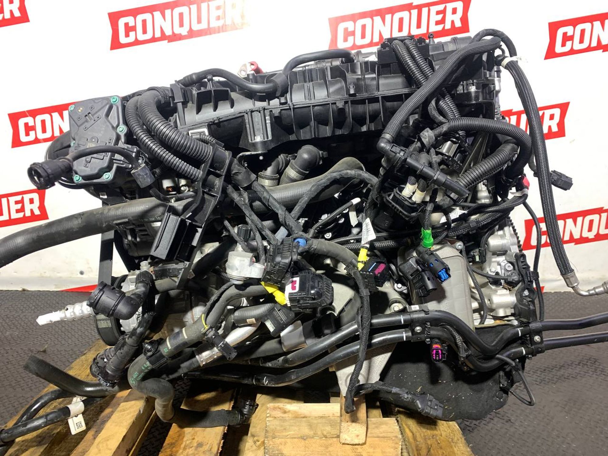 https://ycs.partsauto.market/partsauto-images/thmbs/userImages/h353NjtZg3VDP19b5HMt7LlpbQ93/part/b0b6e24b-f647-4651-b5ec-935fc1102b38_1733404307666.jpg
