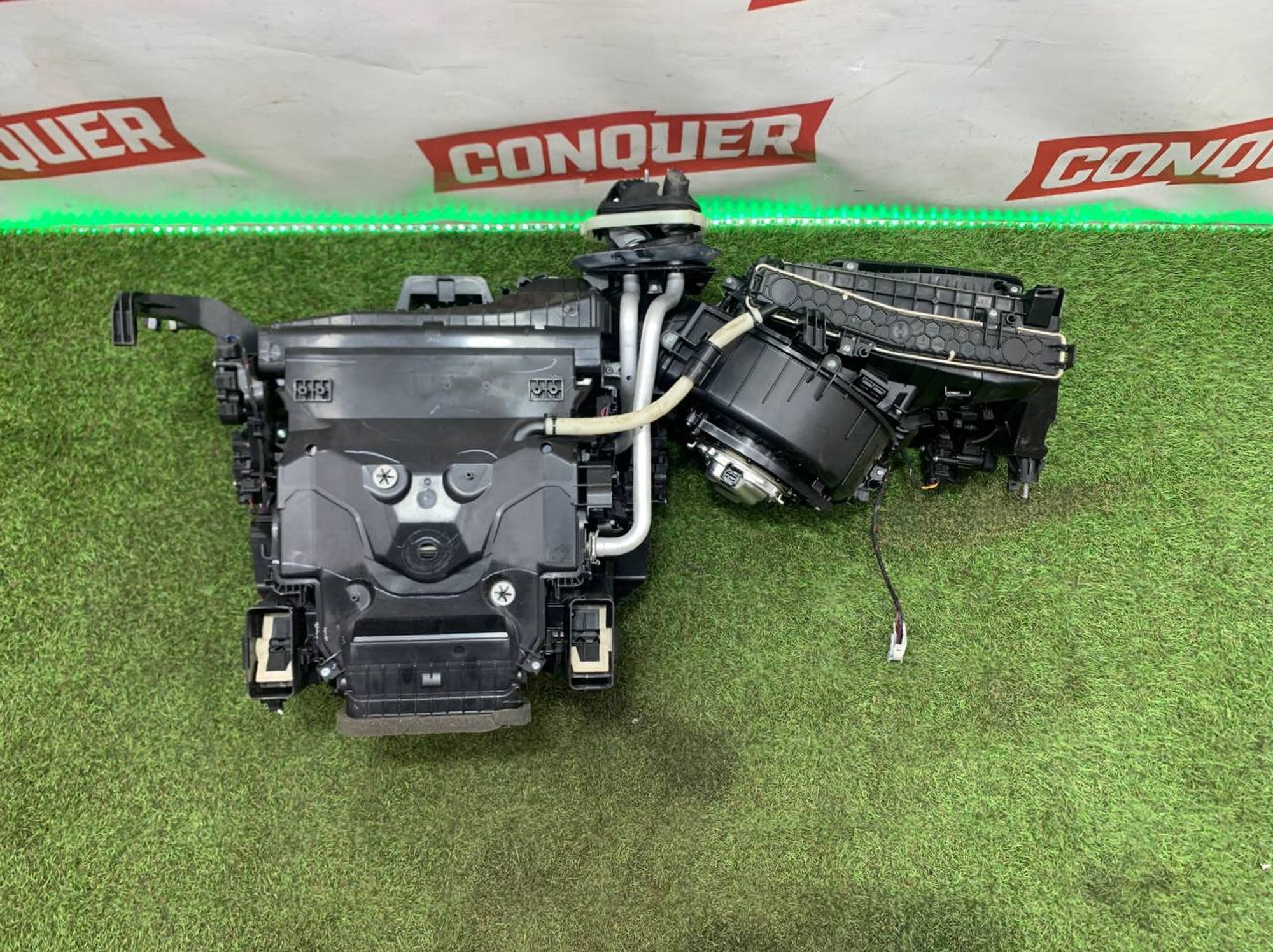 https://ycs.partsauto.market/partsauto-images/thmbs/userImages/h353NjtZg3VDP19b5HMt7LlpbQ93/part/b10e63e9-e4ca-4608-9ebe-2293eafcce93_1717845980209.jpg