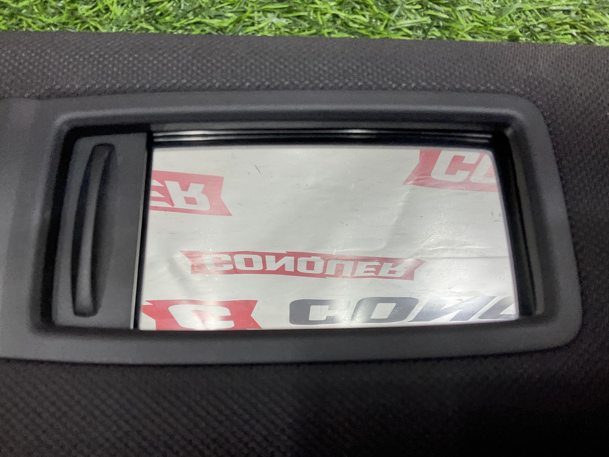 https://ycs.partsauto.market/partsauto-images/thmbs/userImages/h353NjtZg3VDP19b5HMt7LlpbQ93/part/b2167117-22af-4701-811b-7b1ff2d2cee0_1737620722391.jpg