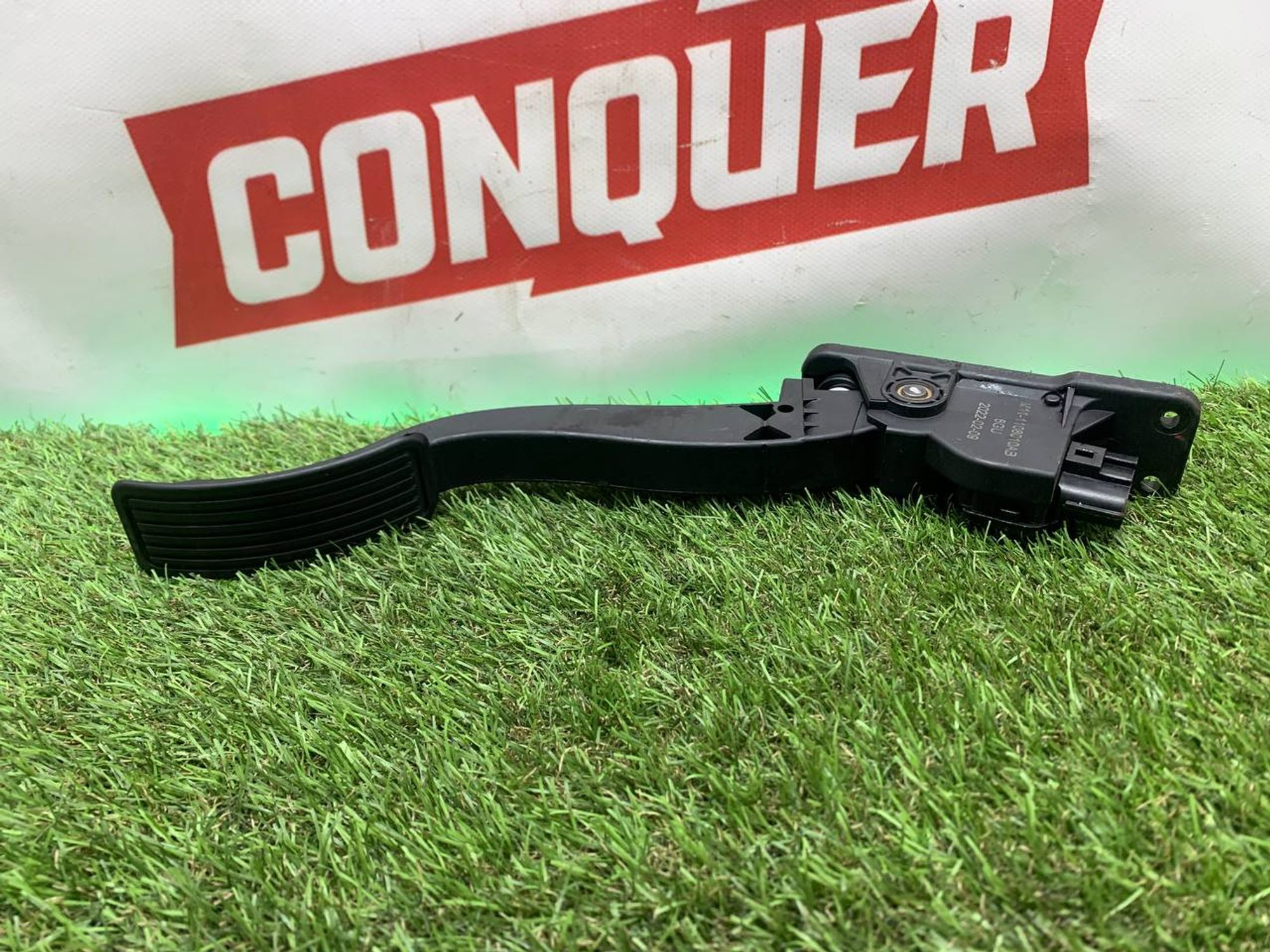 https://ycs.partsauto.market/partsauto-images/thmbs/userImages/h353NjtZg3VDP19b5HMt7LlpbQ93/part/b25b9a2f-d523-4071-8463-74b92cee719e_1707998800635.jpg