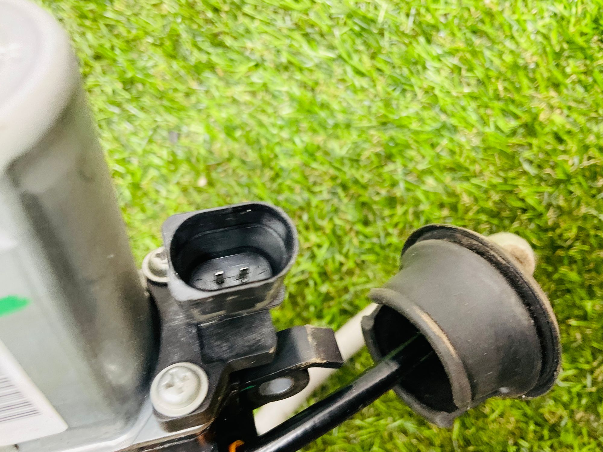 https://ycs.partsauto.market/partsauto-images/thmbs/userImages/h353NjtZg3VDP19b5HMt7LlpbQ93/part/b262a3c8-e2ba-40b9-b569-e4a264b56fa4_1786369505256.jpg