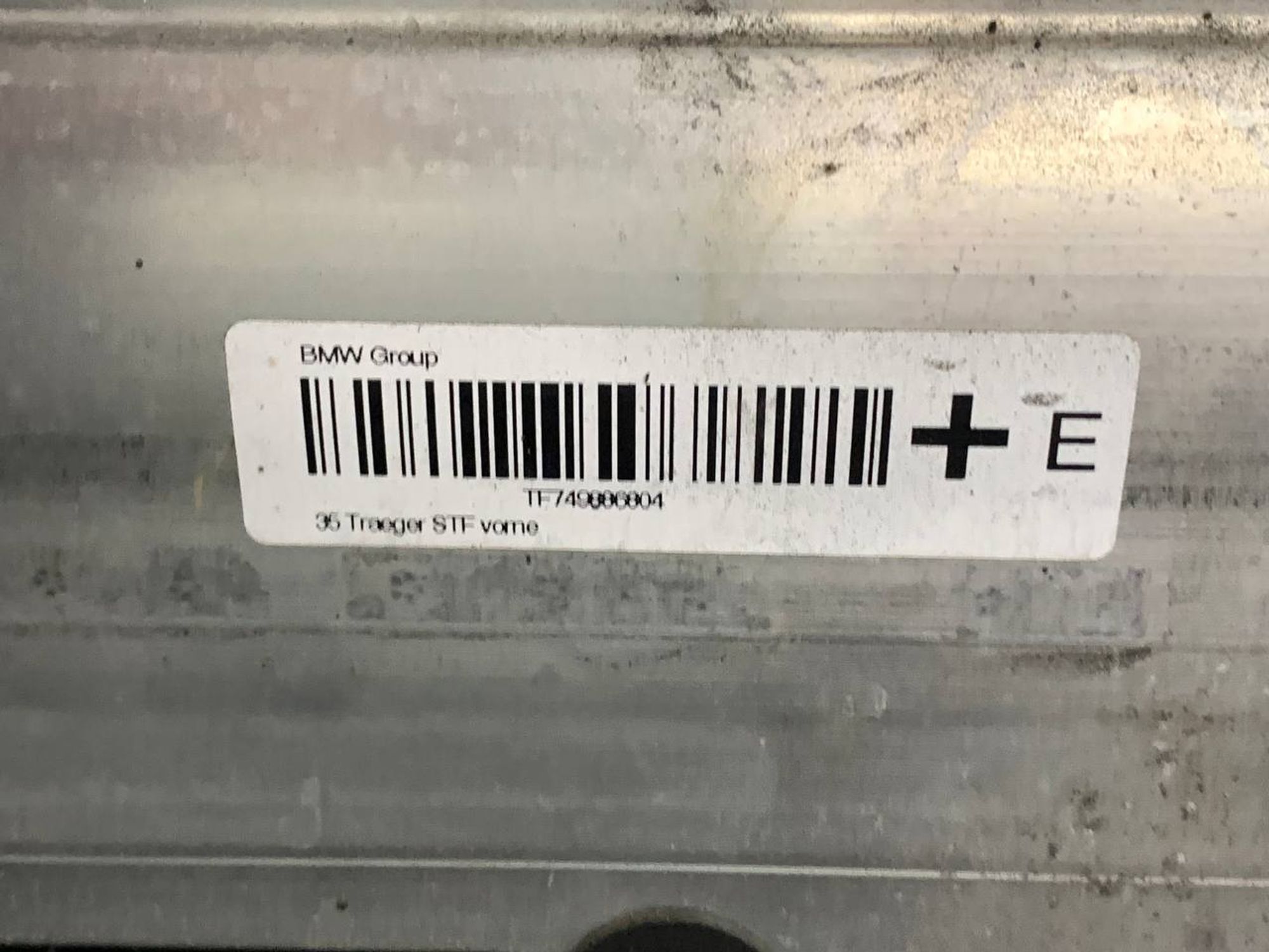 https://ycs.partsauto.market/partsauto-images/thmbs/userImages/h353NjtZg3VDP19b5HMt7LlpbQ93/part/b2d249ad-ac26-42a5-9d58-9d706662534d_1733324121326.jpg