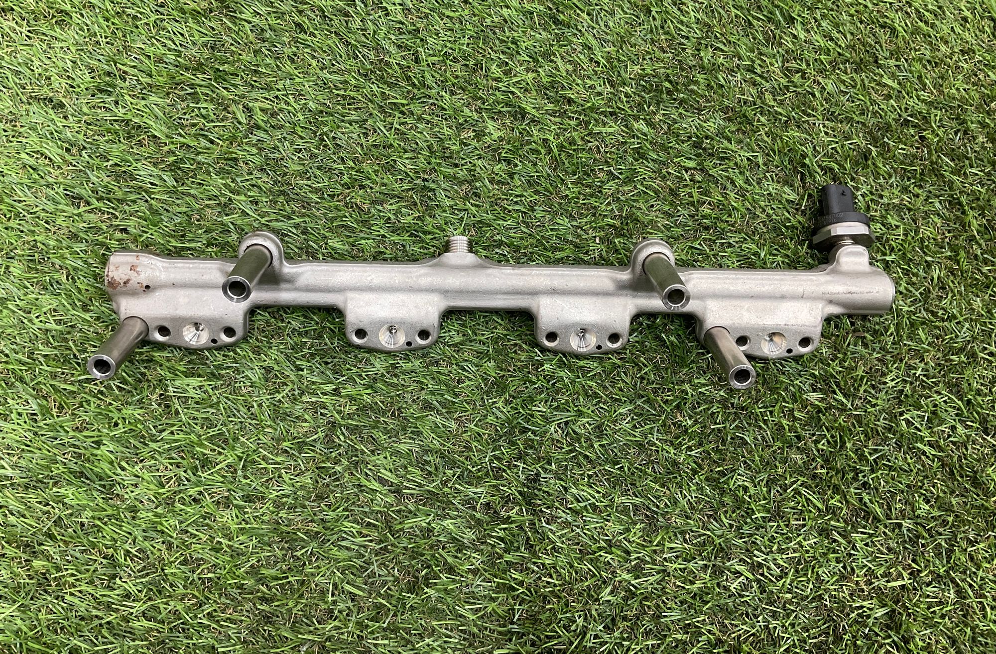 Топливная рампа BMW 5 серия, G30/G31 B48, 3000 рублей, Москва